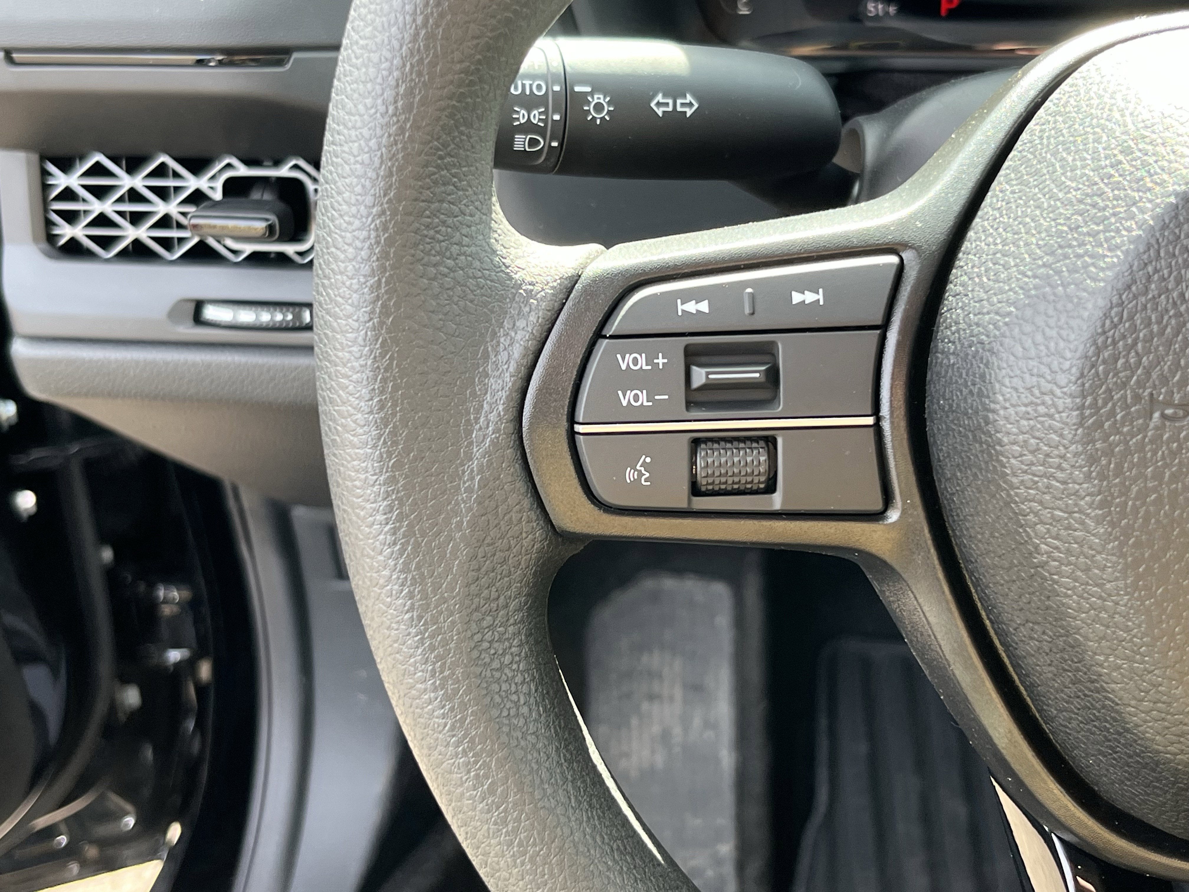 2025 Honda Accord Sedan LX