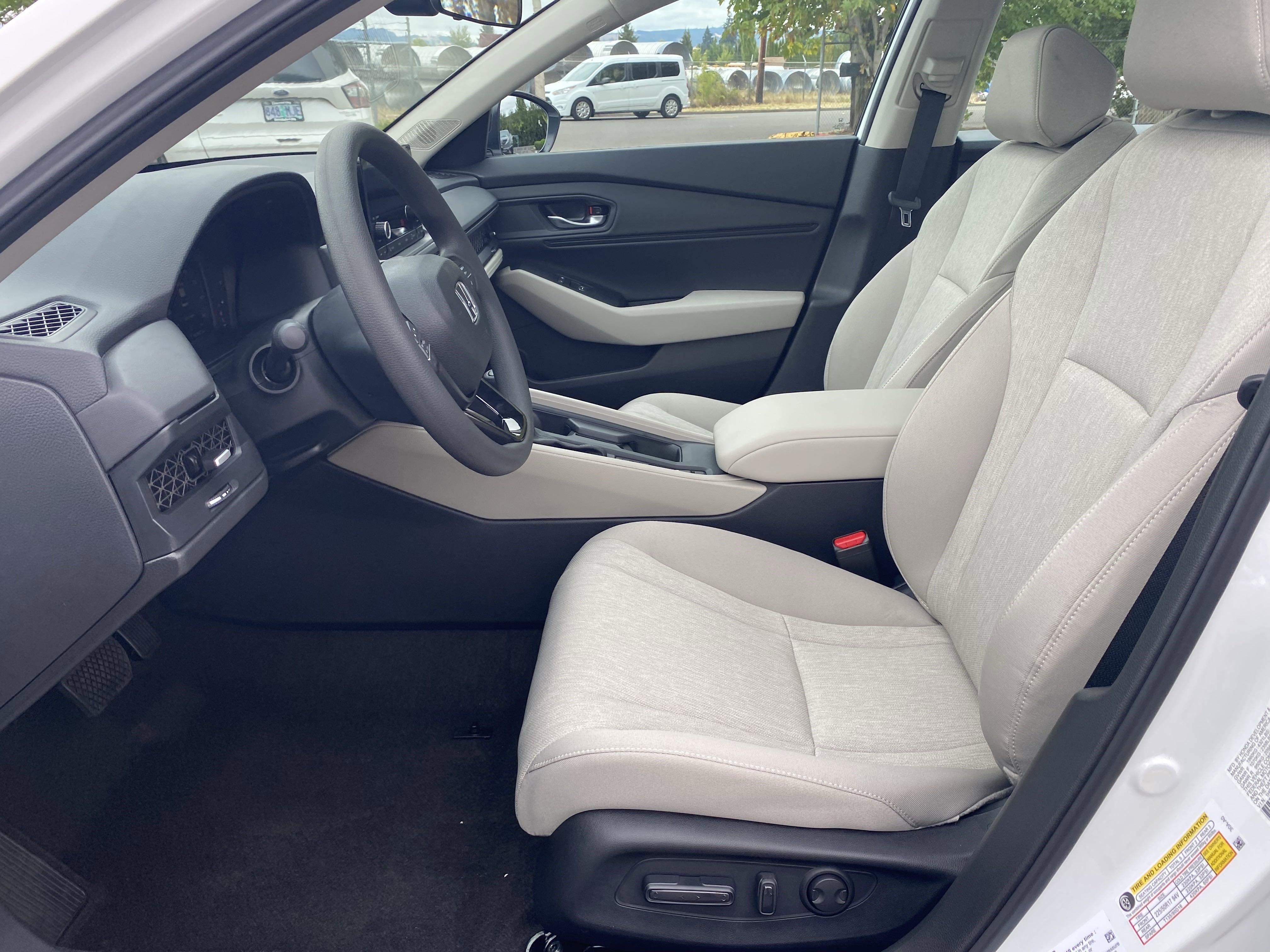 2025 Honda Accord Sedan SE