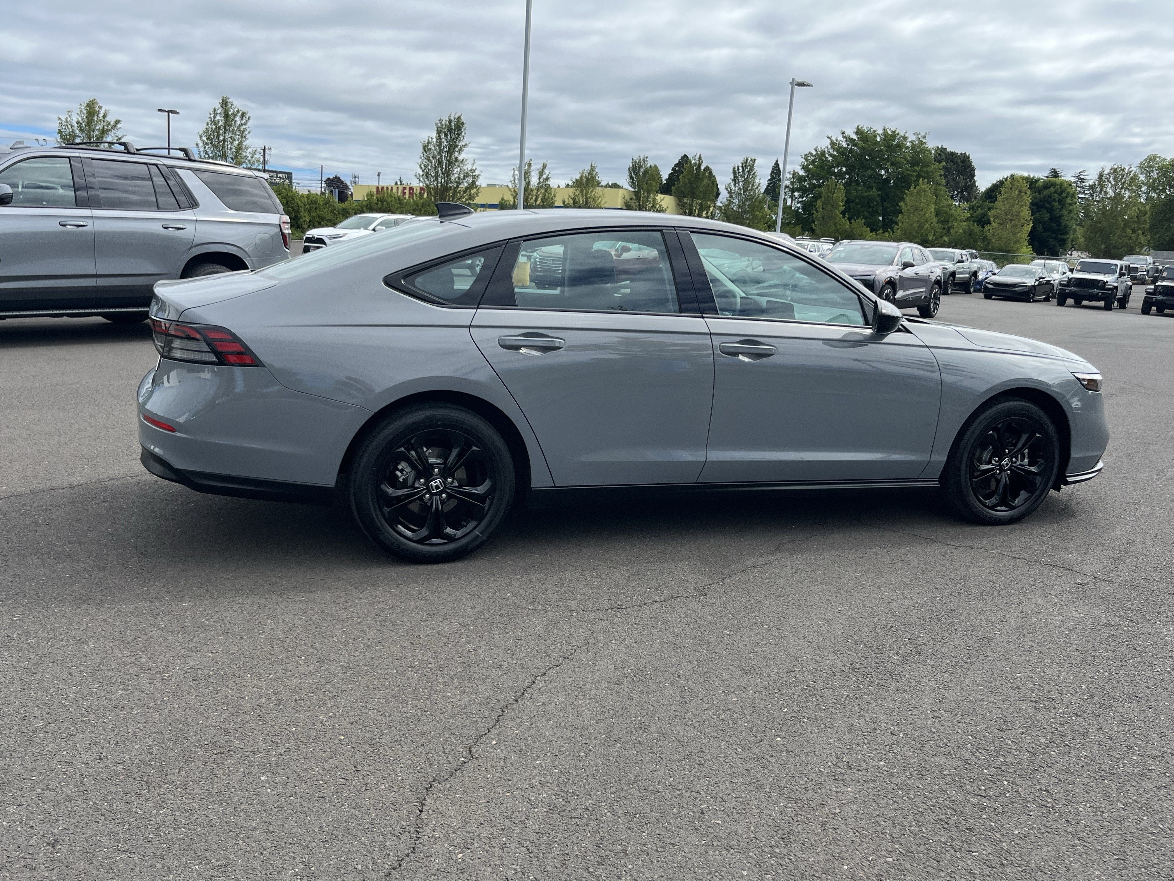 2025 Honda Accord Sedan SE