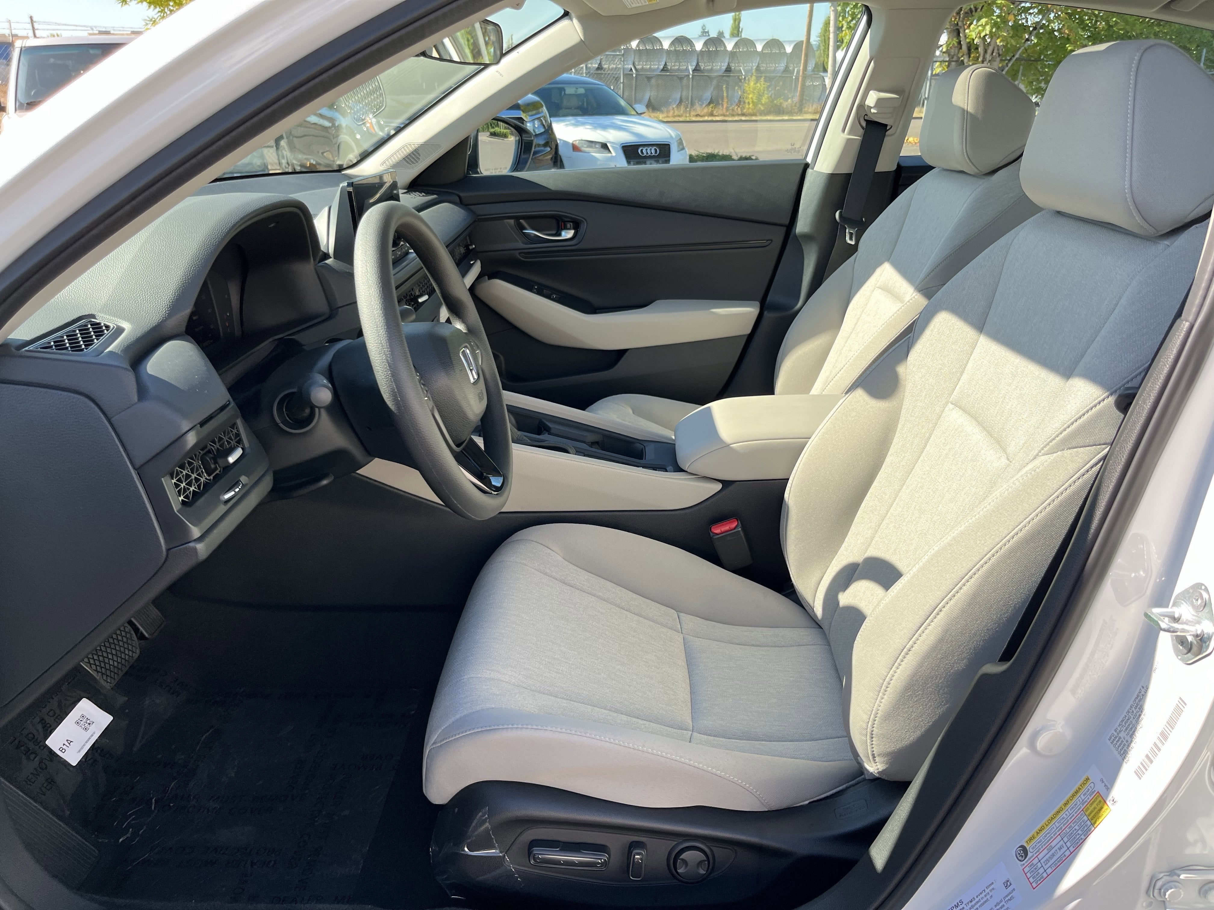 2025 Honda Accord Sedan SE