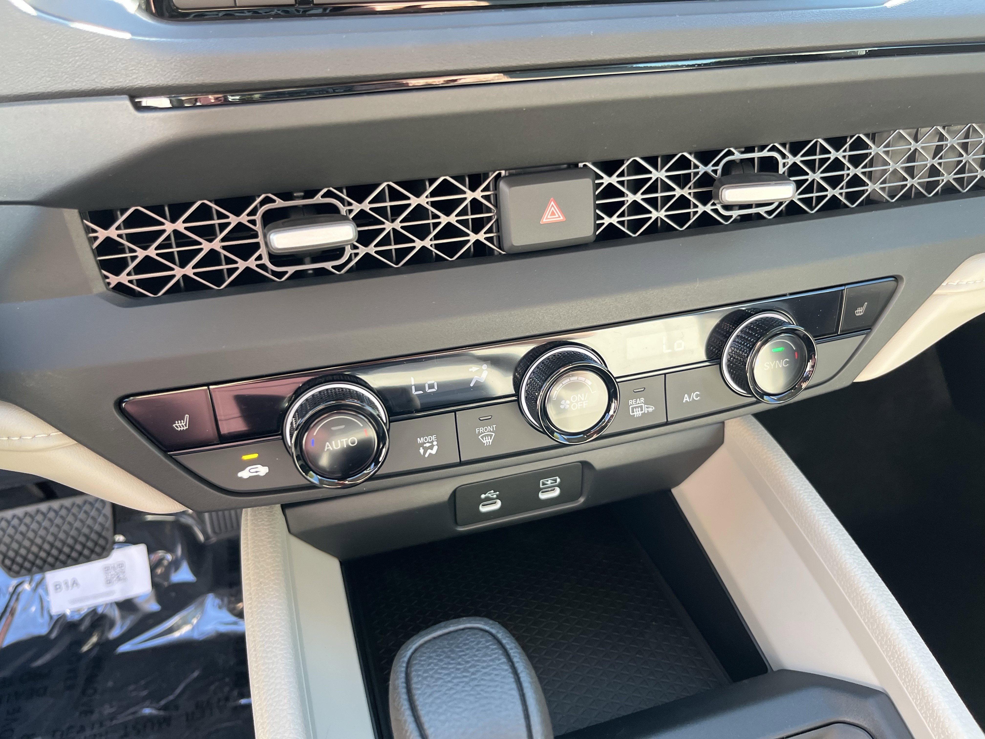 2025 Honda Accord Sedan SE