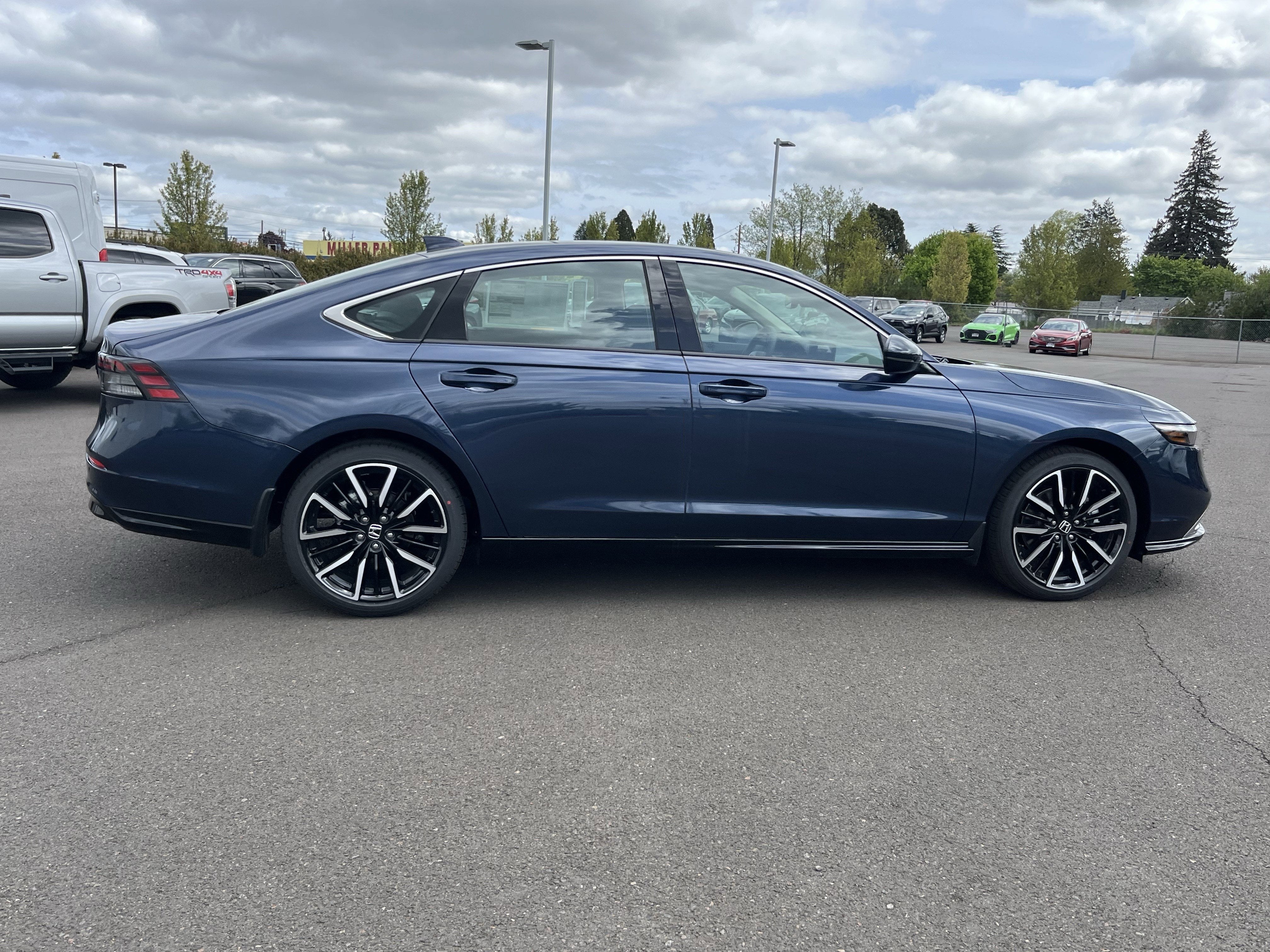 2025 Honda Accord Hybrid Touring