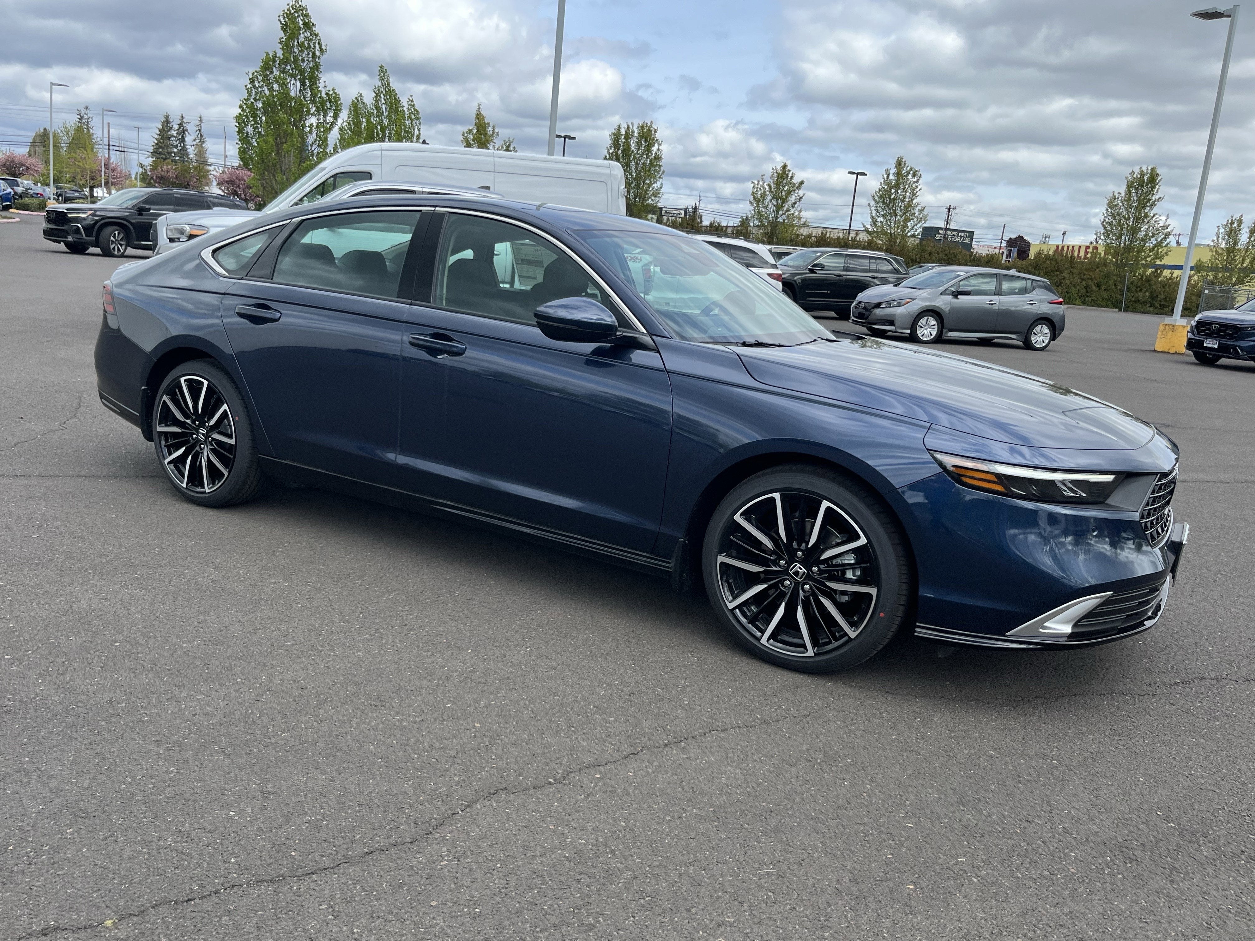 2025 Honda Accord Hybrid Touring