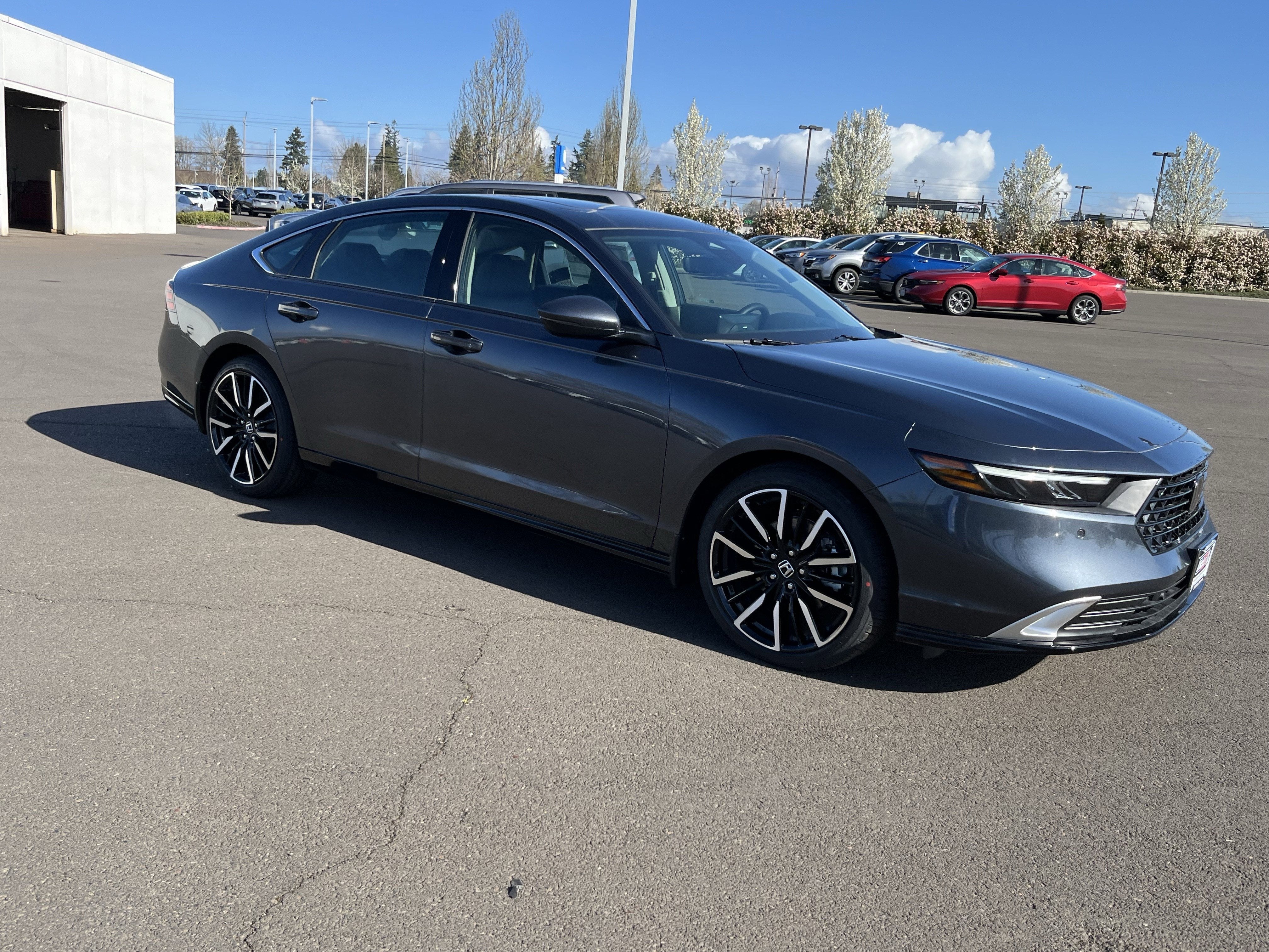 2025 Honda Accord Hybrid Touring