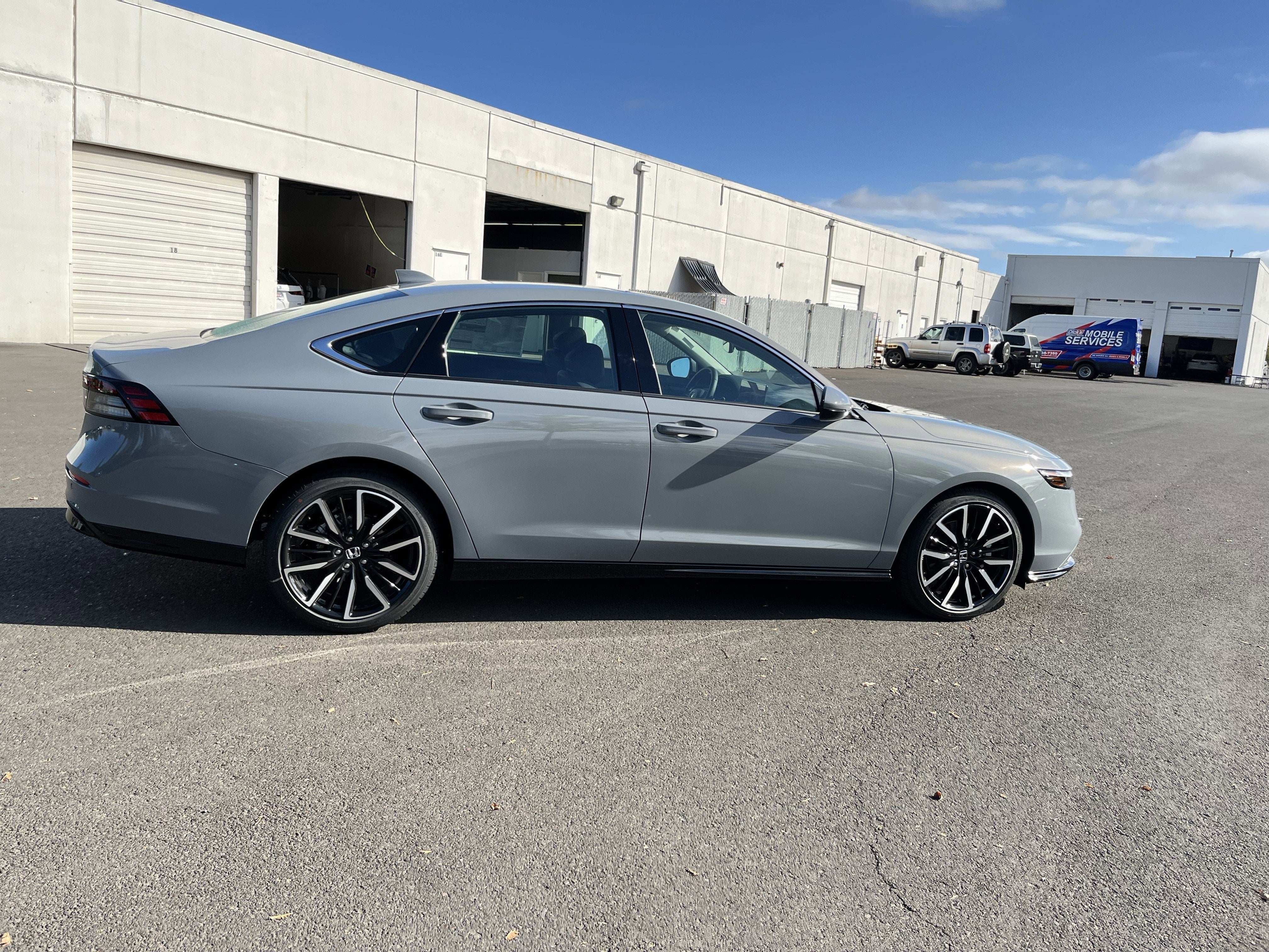 2025 Honda Accord Hybrid Touring