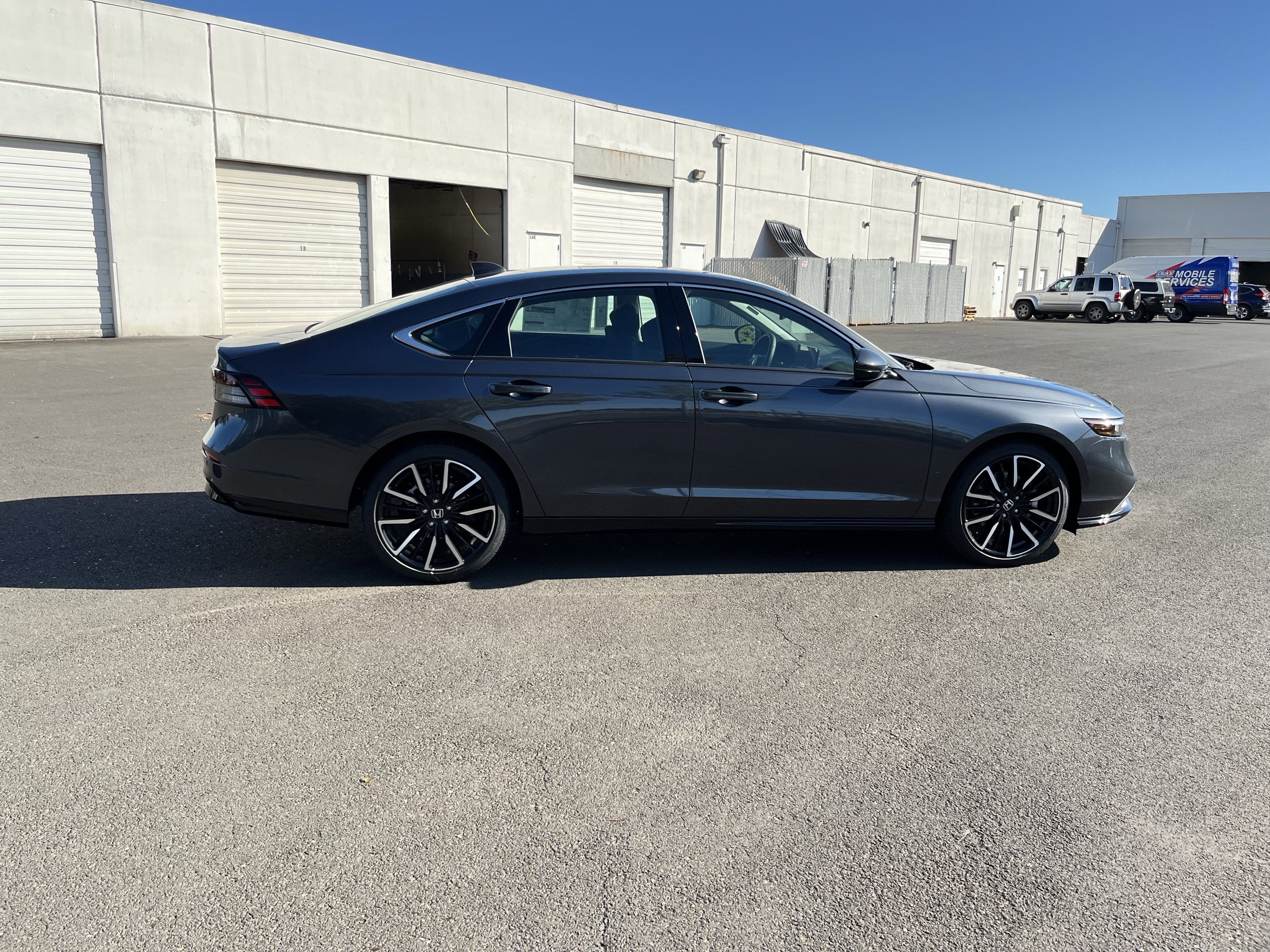 2025 Honda Accord Hybrid Touring