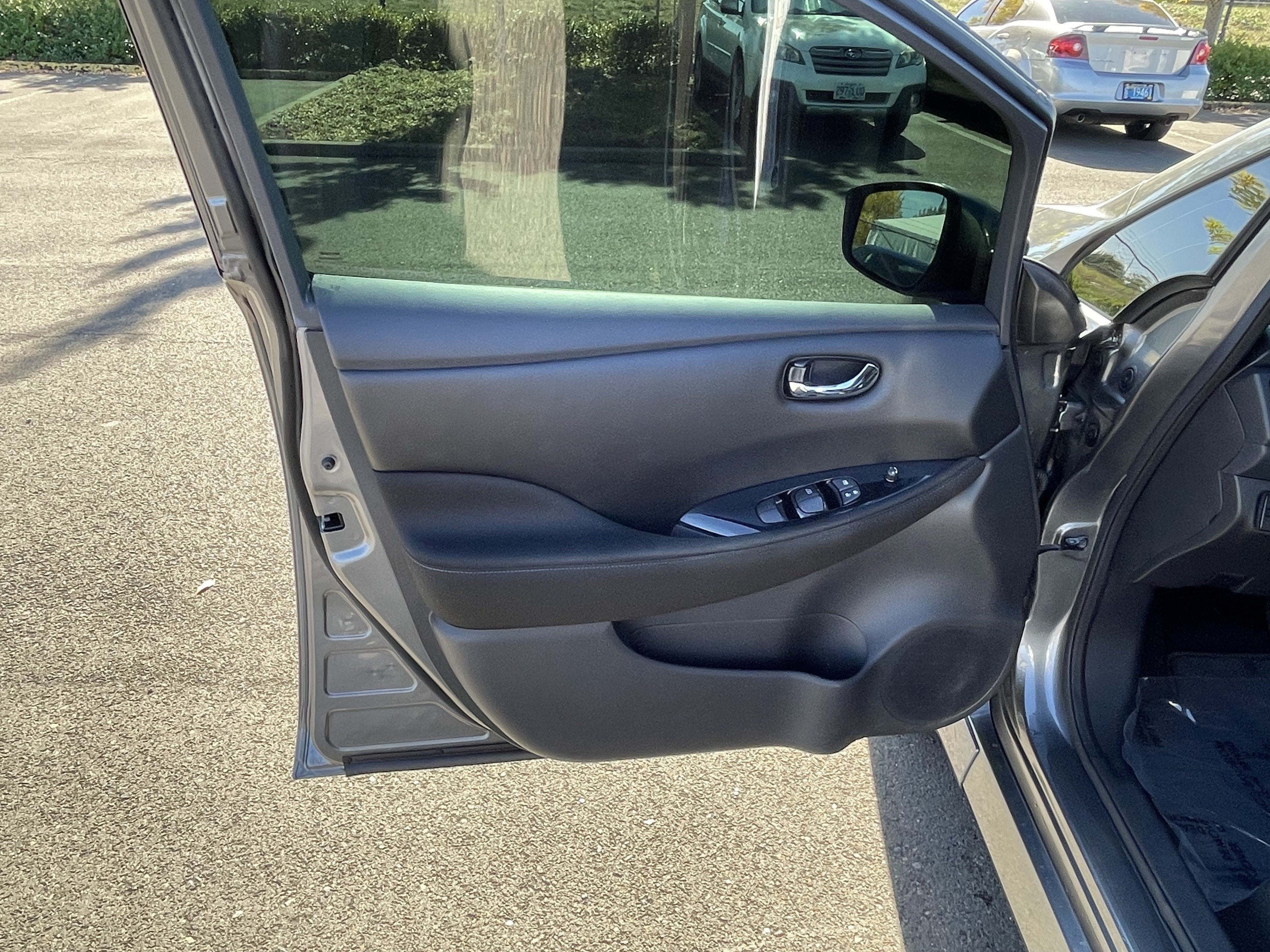 2024 Nissan LEAF SV PLUS