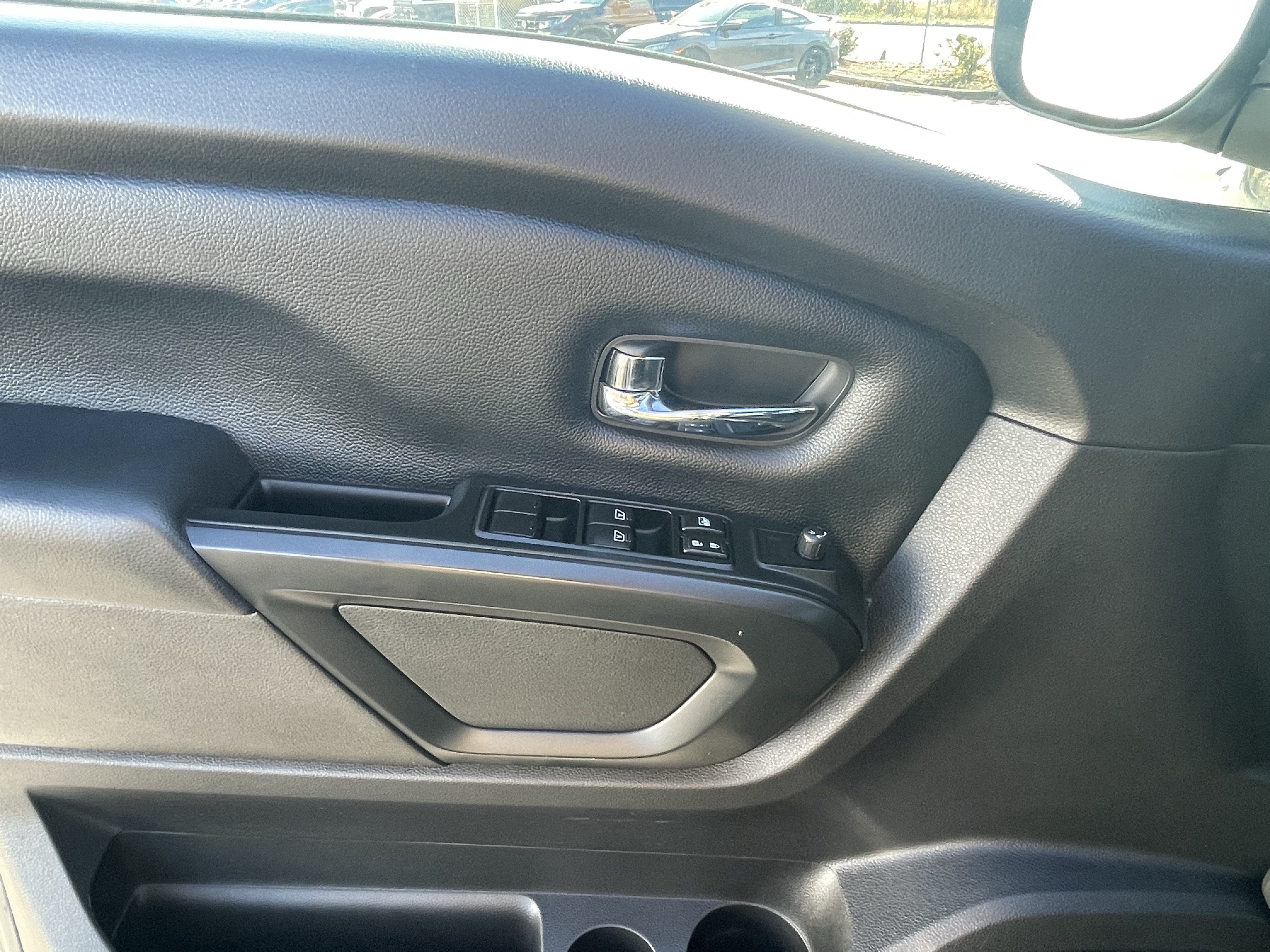 2018 Nissan Titan SV