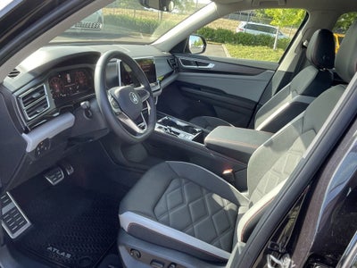 2024 Volkswagen Atlas 2.0T Peak Edition SE w/Technology