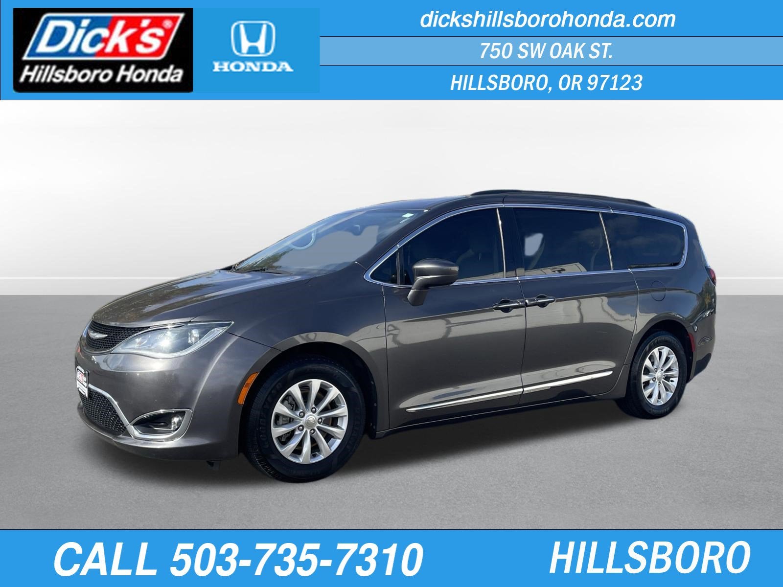2017 Chrysler Pacifica Touring-L