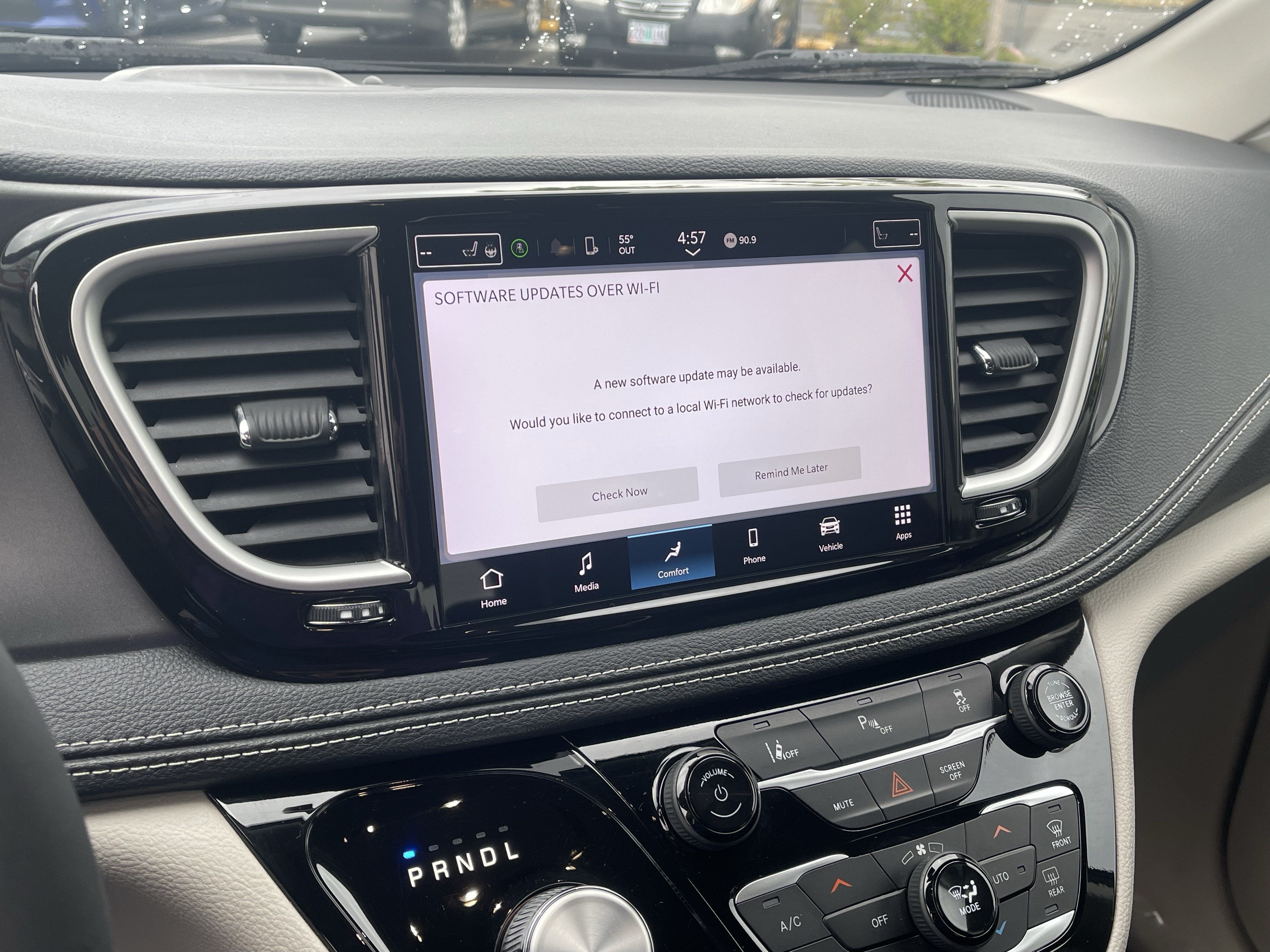 2023 Chrysler Pacifica Hybrid Touring L