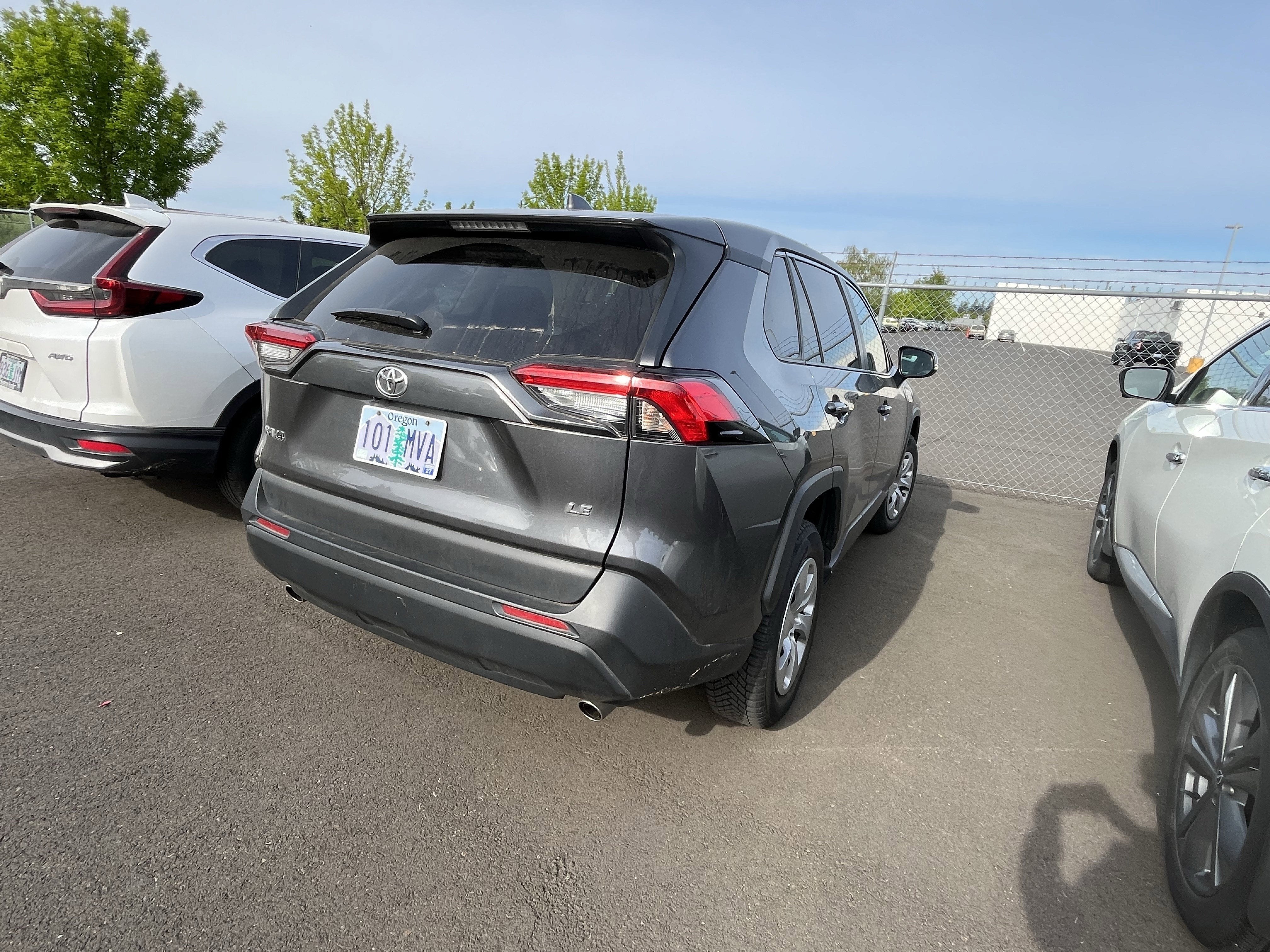 2023 Toyota RAV4 LE