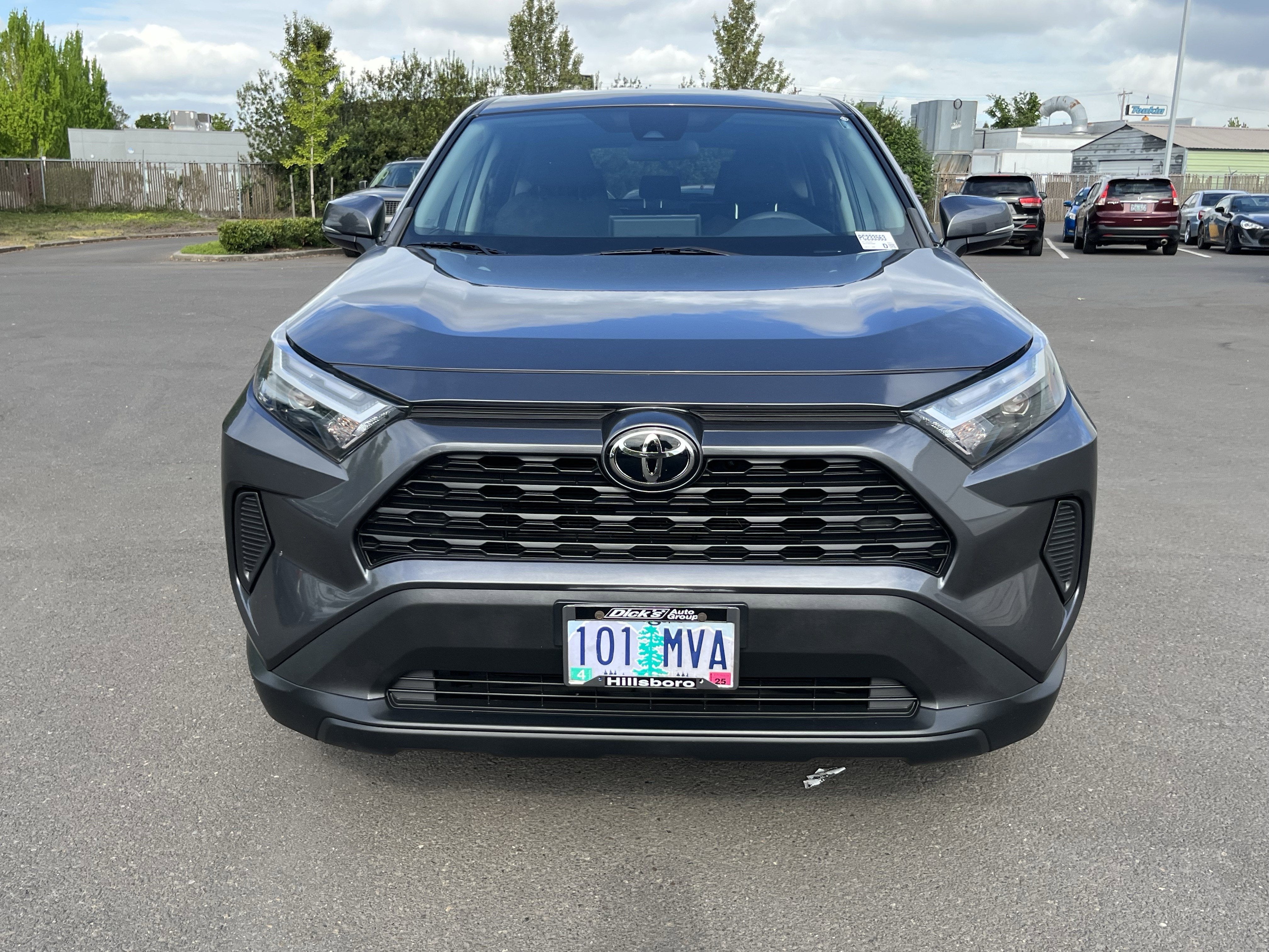 2023 Toyota RAV4 LE