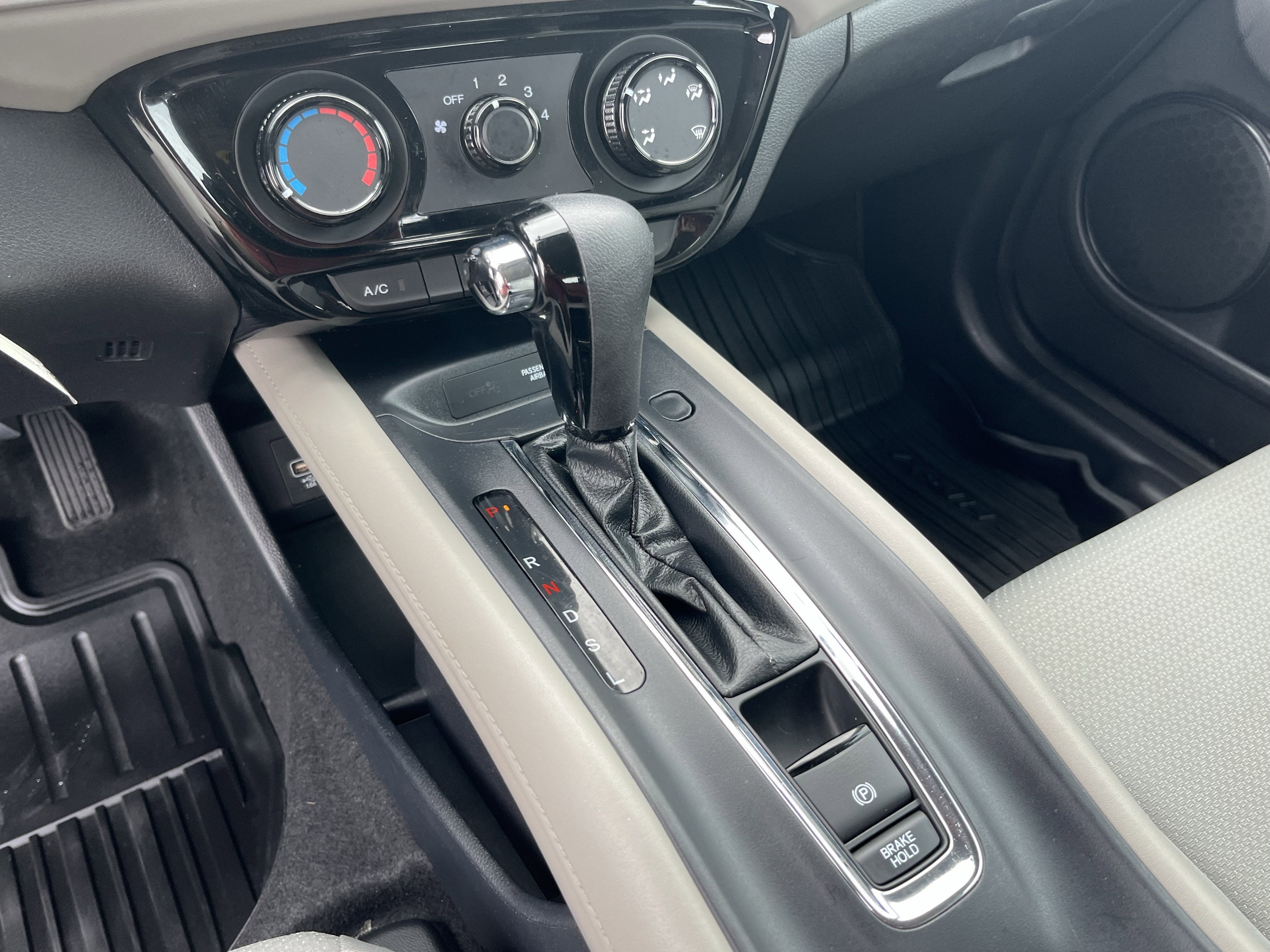 2020 Honda HR-V LX