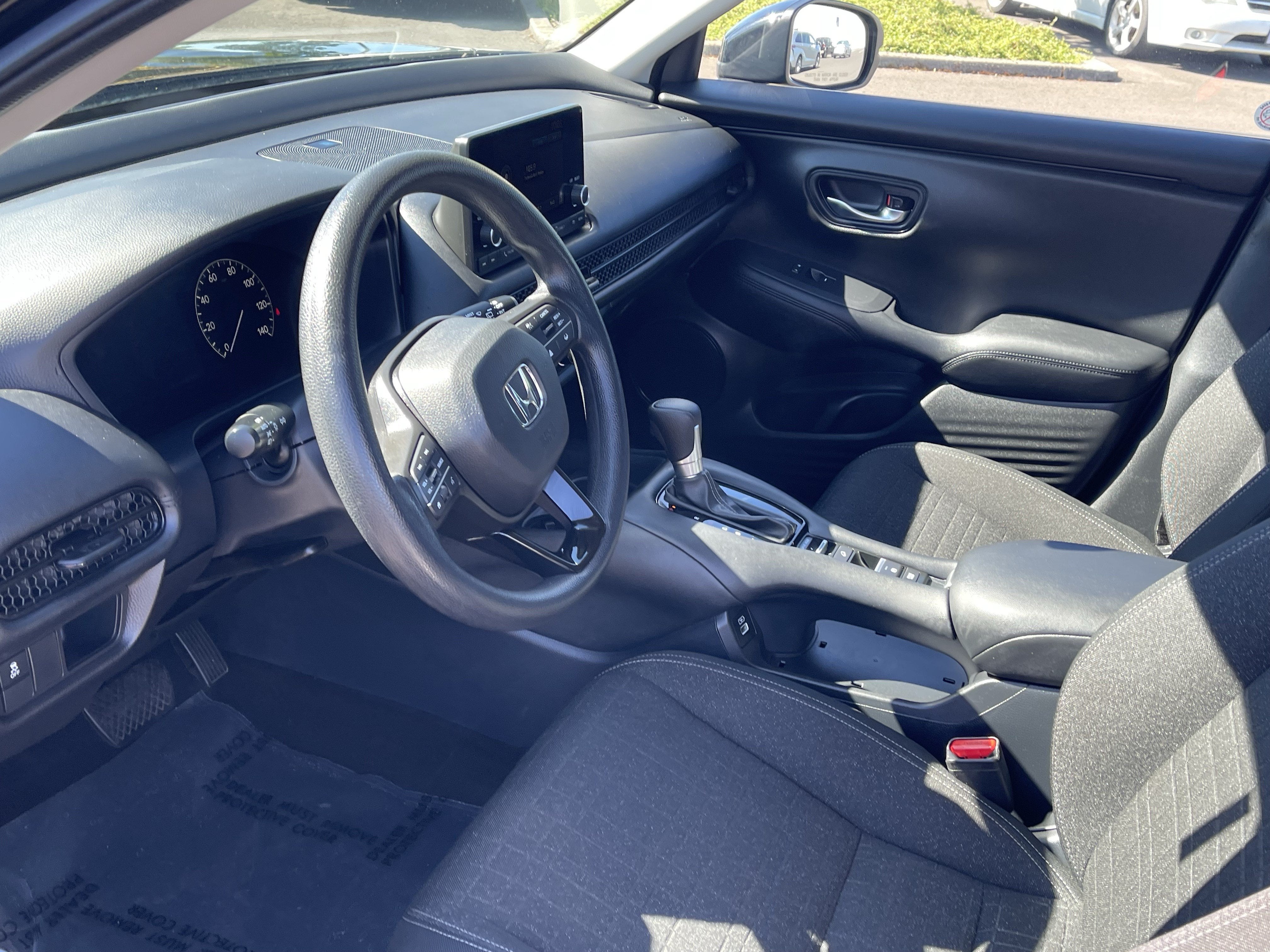 2023 Honda HR-V LX