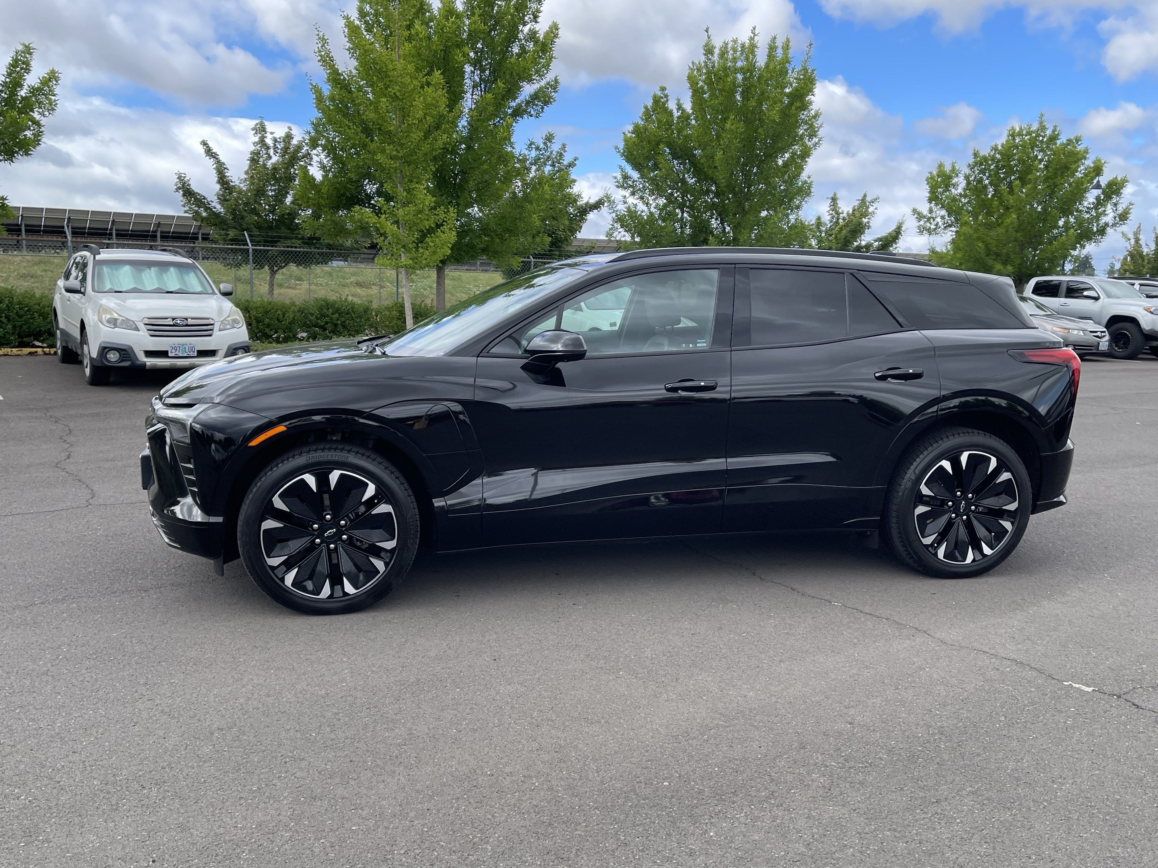 Used 2024 Chevrolet Blazer EV RS with VIN 3GNKDHRK9RS190054 for sale in Hillsboro, OR