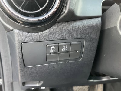 2020 Toyota Yaris Hatchback XLE