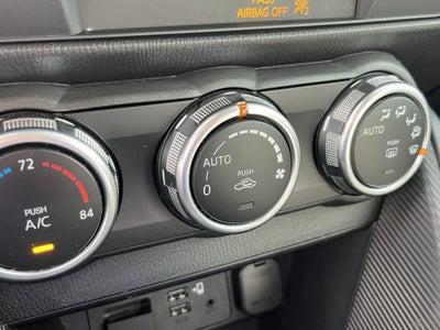 2020 Toyota Yaris Hatchback XLE