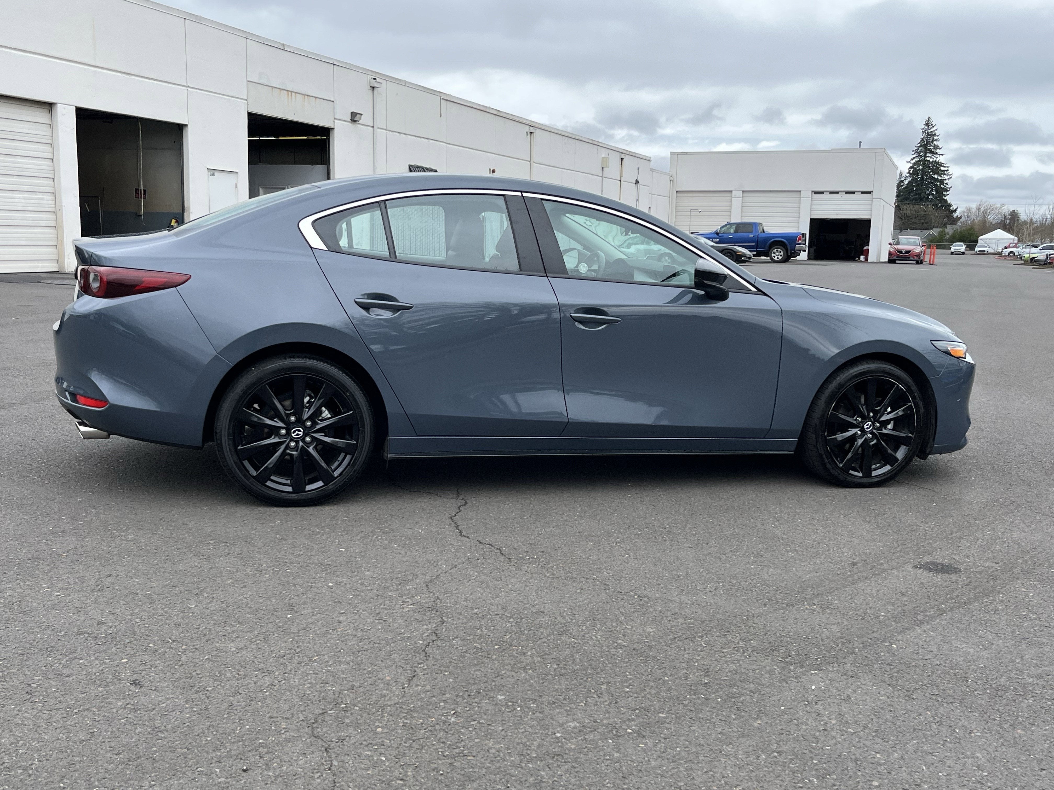 2025 Mazda Mazda3 Sedan 2.5 S Carbon Edition
