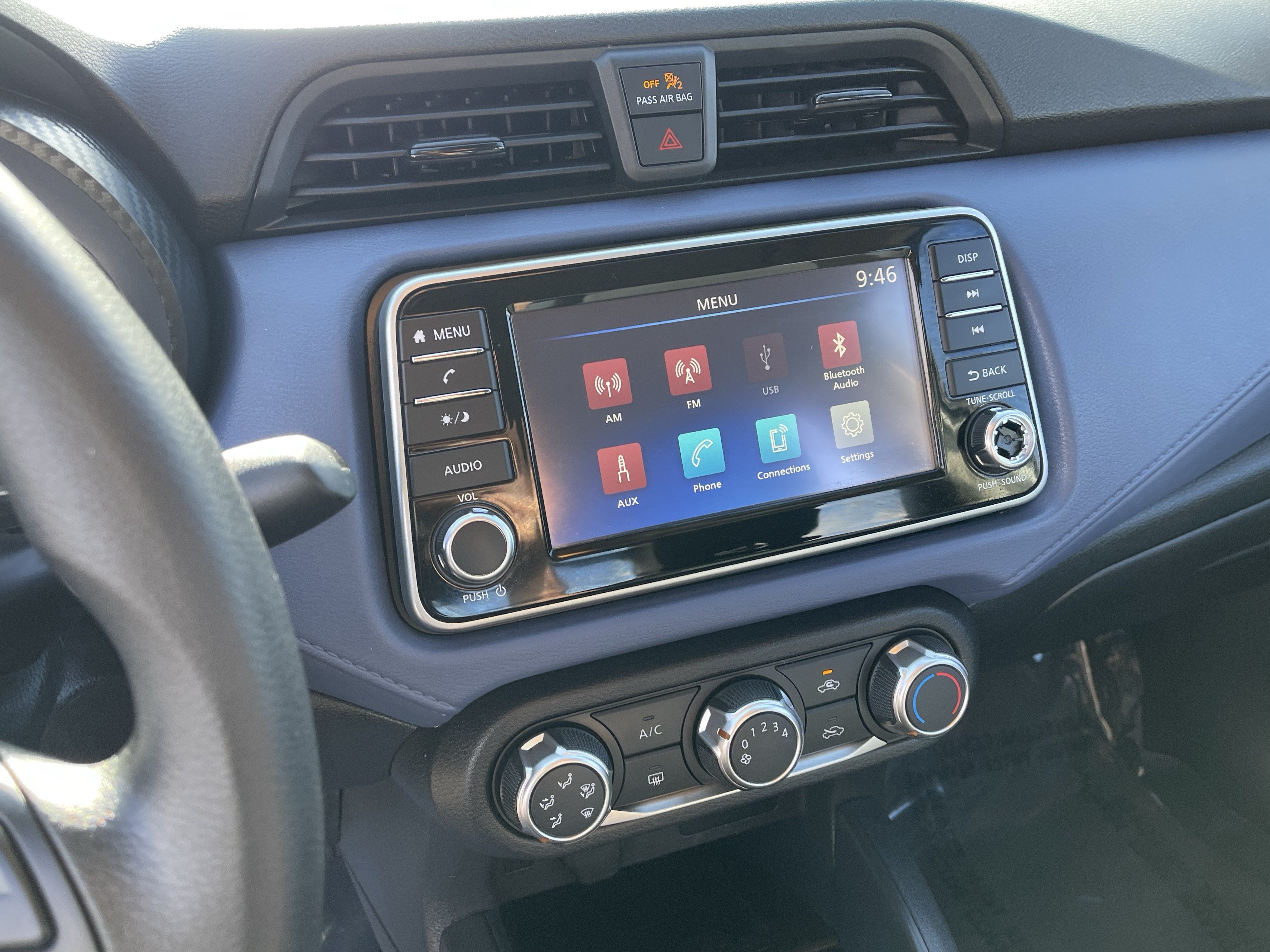 2024 Nissan Versa SV
