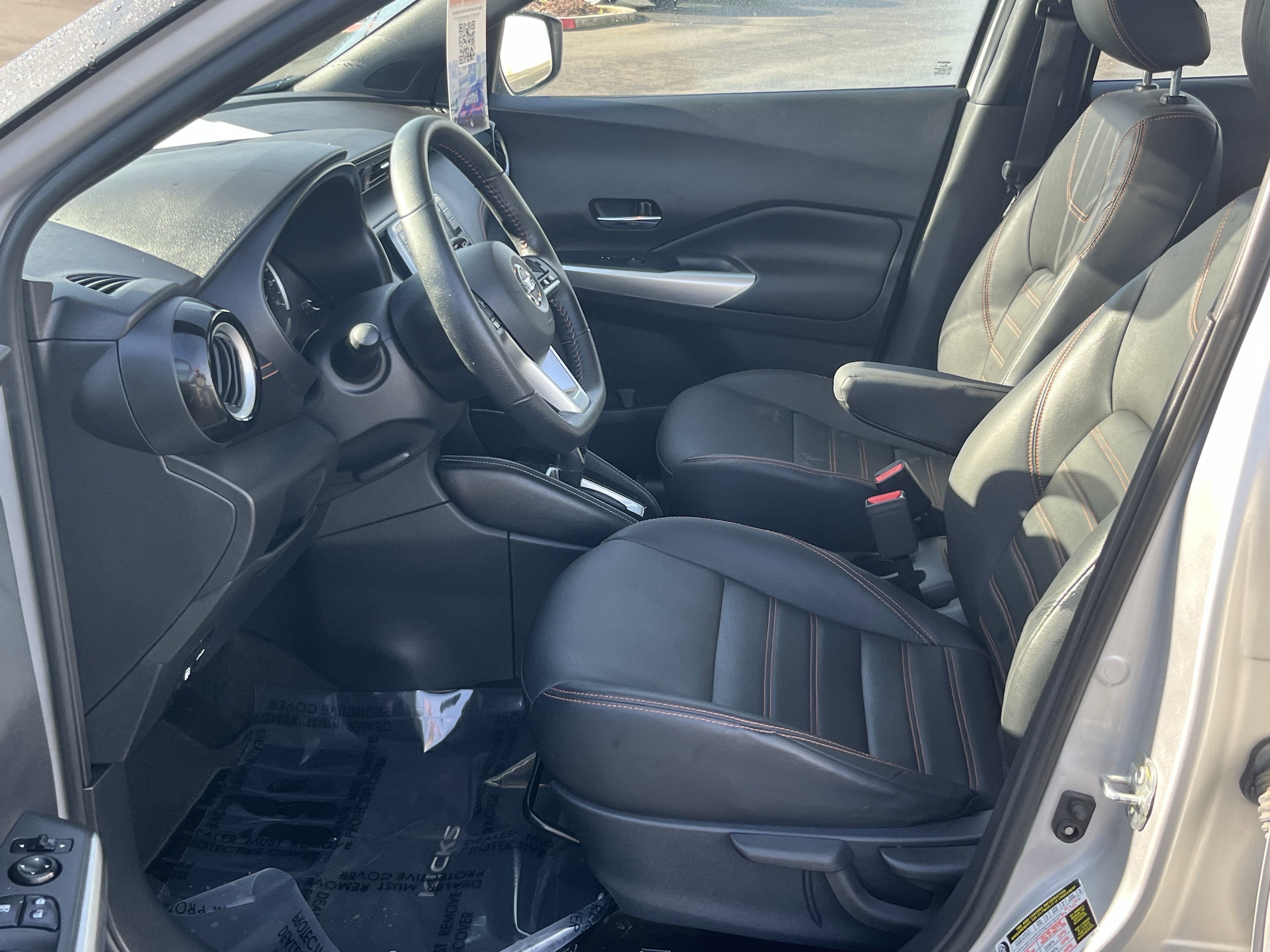 2020 Nissan Kicks SR