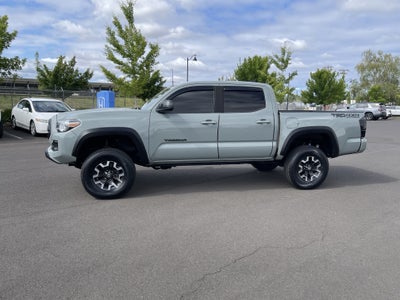 2022 Toyota Tacoma SR