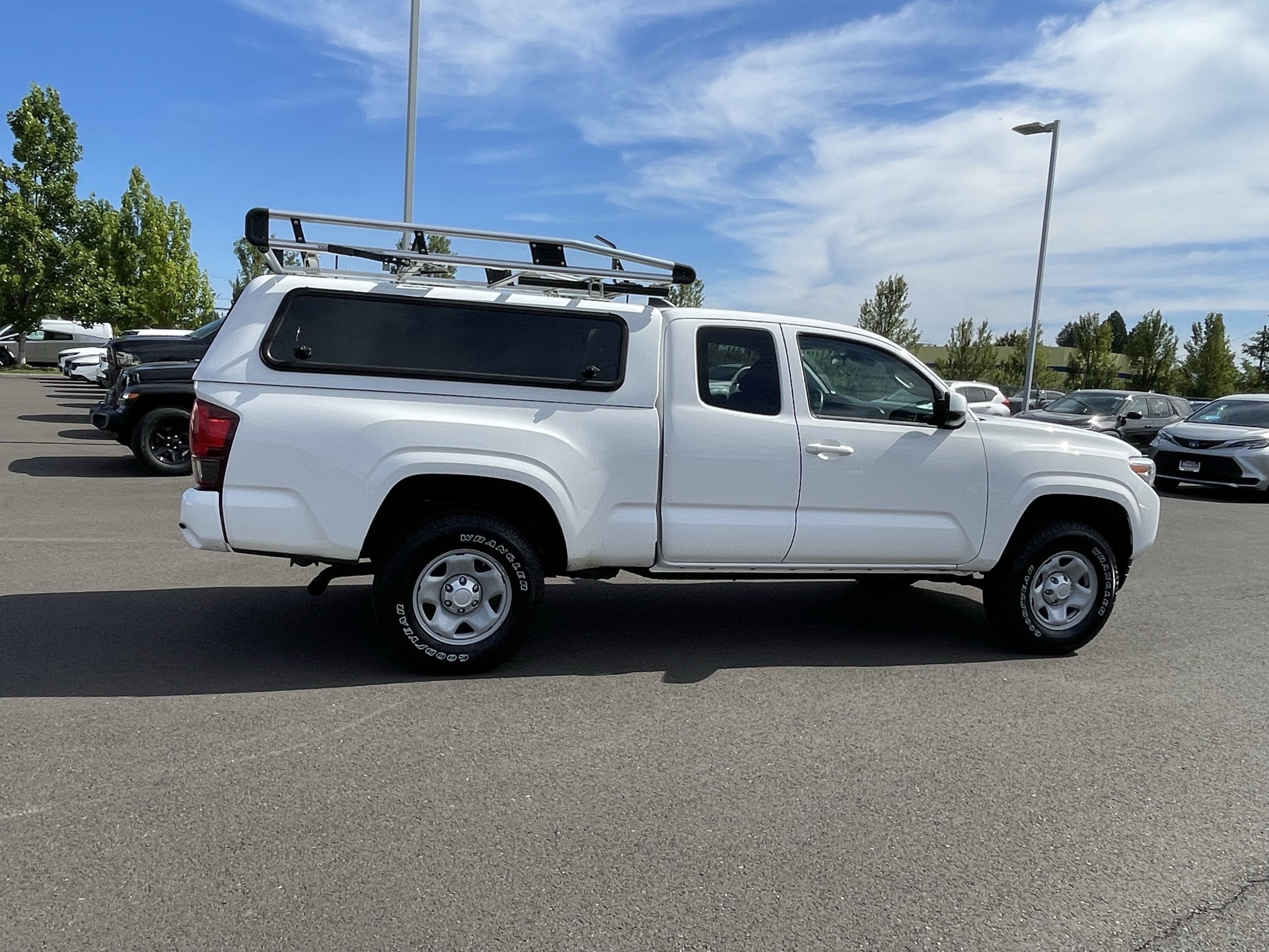 2022 Toyota Tacoma SR
