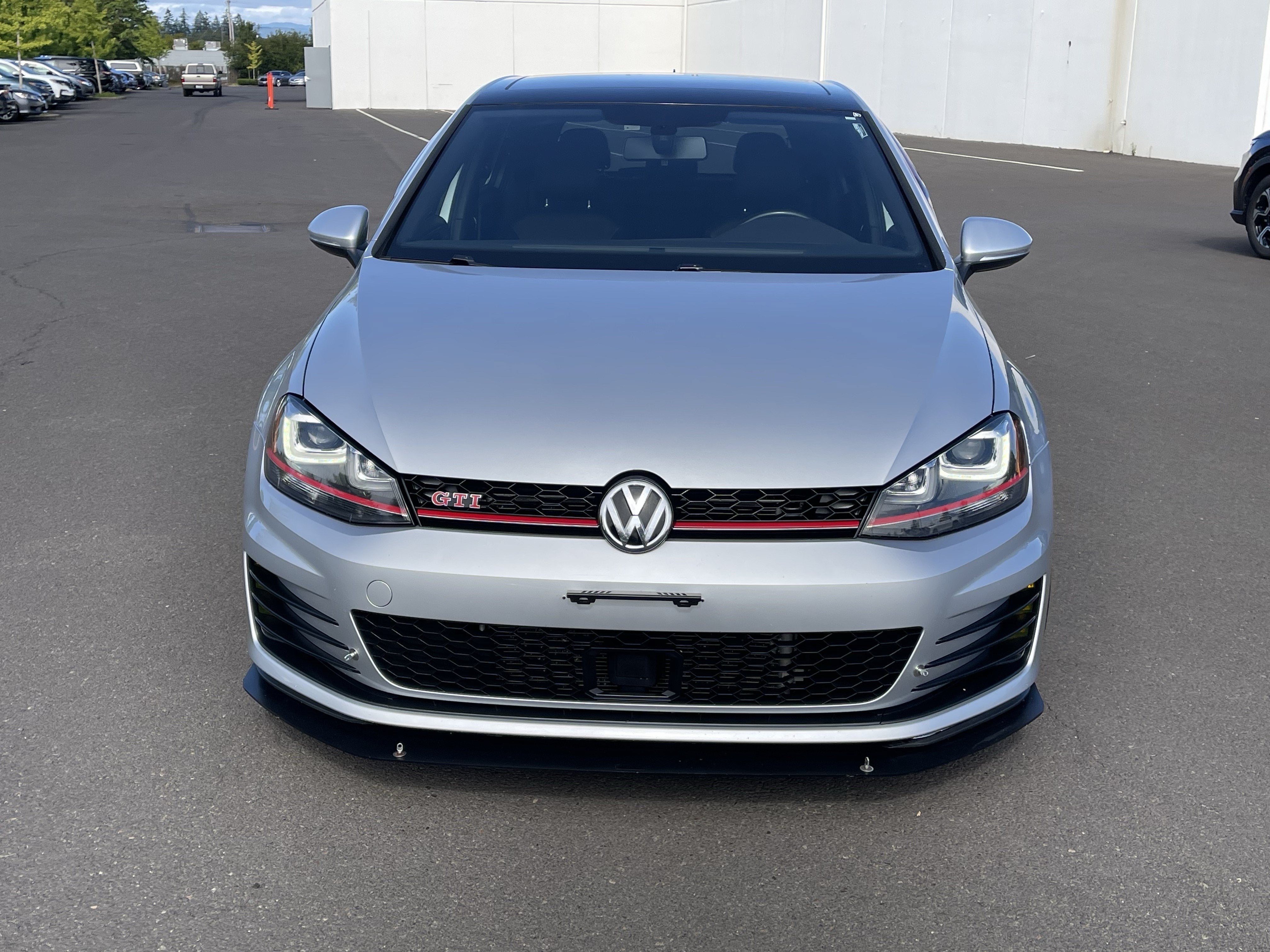 2017 Volkswagen Golf GTI S