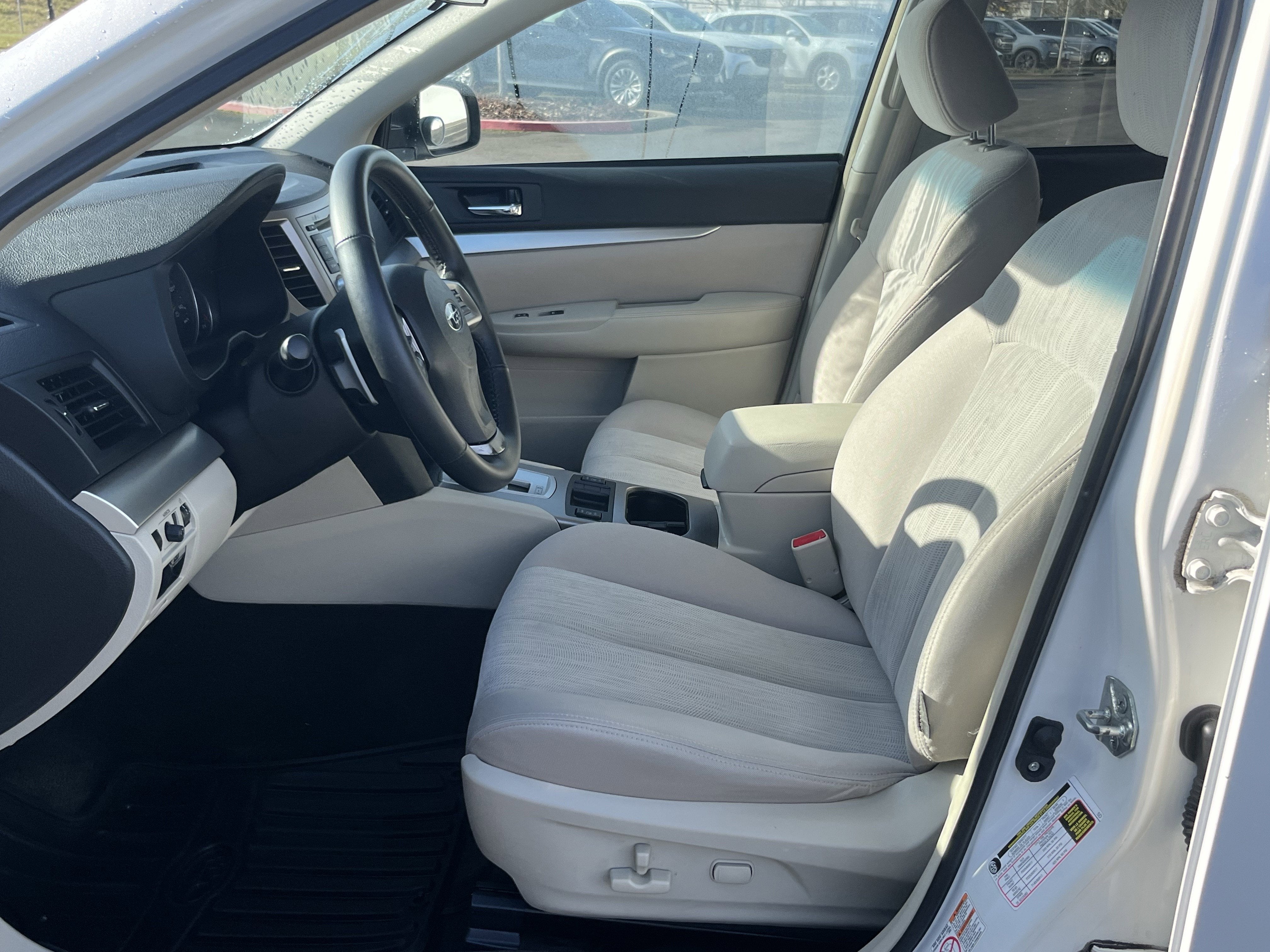 2013 Subaru Outback 2.5i Premium