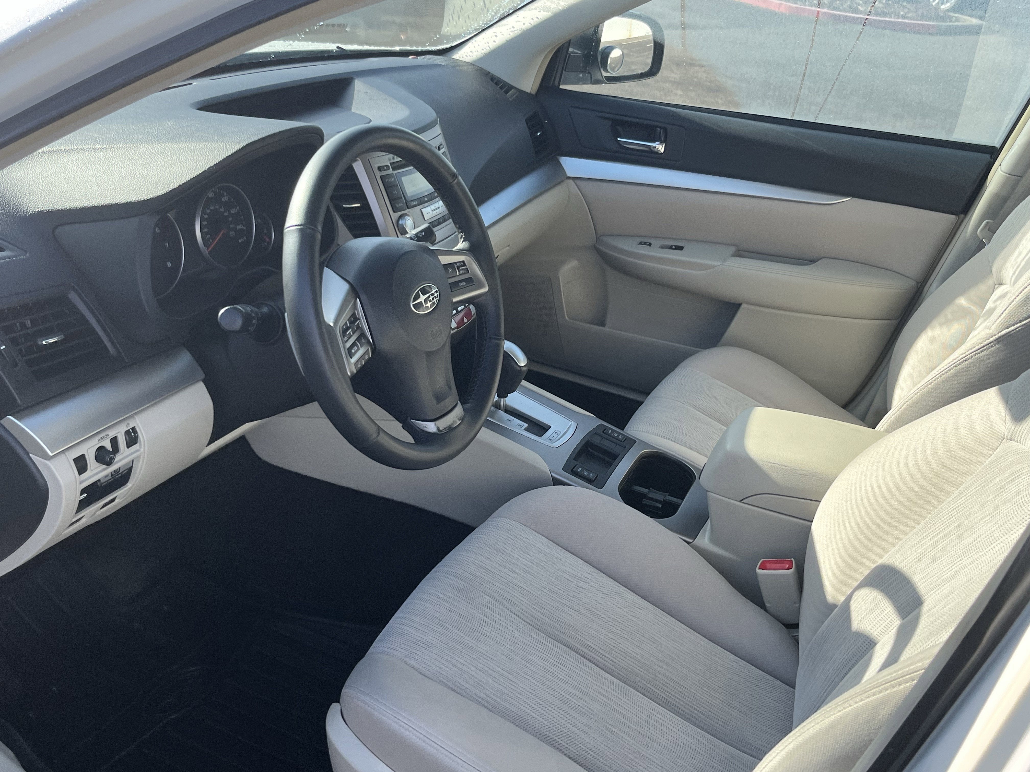 2013 Subaru Outback 2.5i Premium