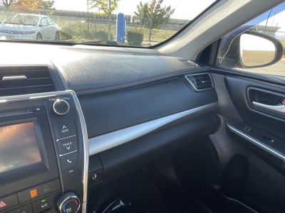 2016 Toyota Camry XLE