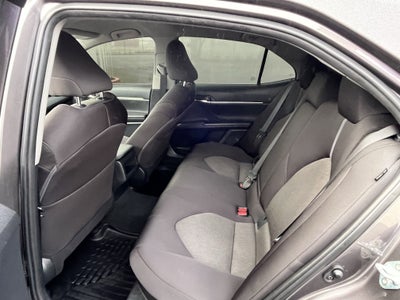 2022 Toyota Camry Hybrid LE