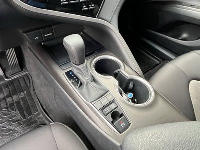 2022 Toyota Camry Hybrid LE