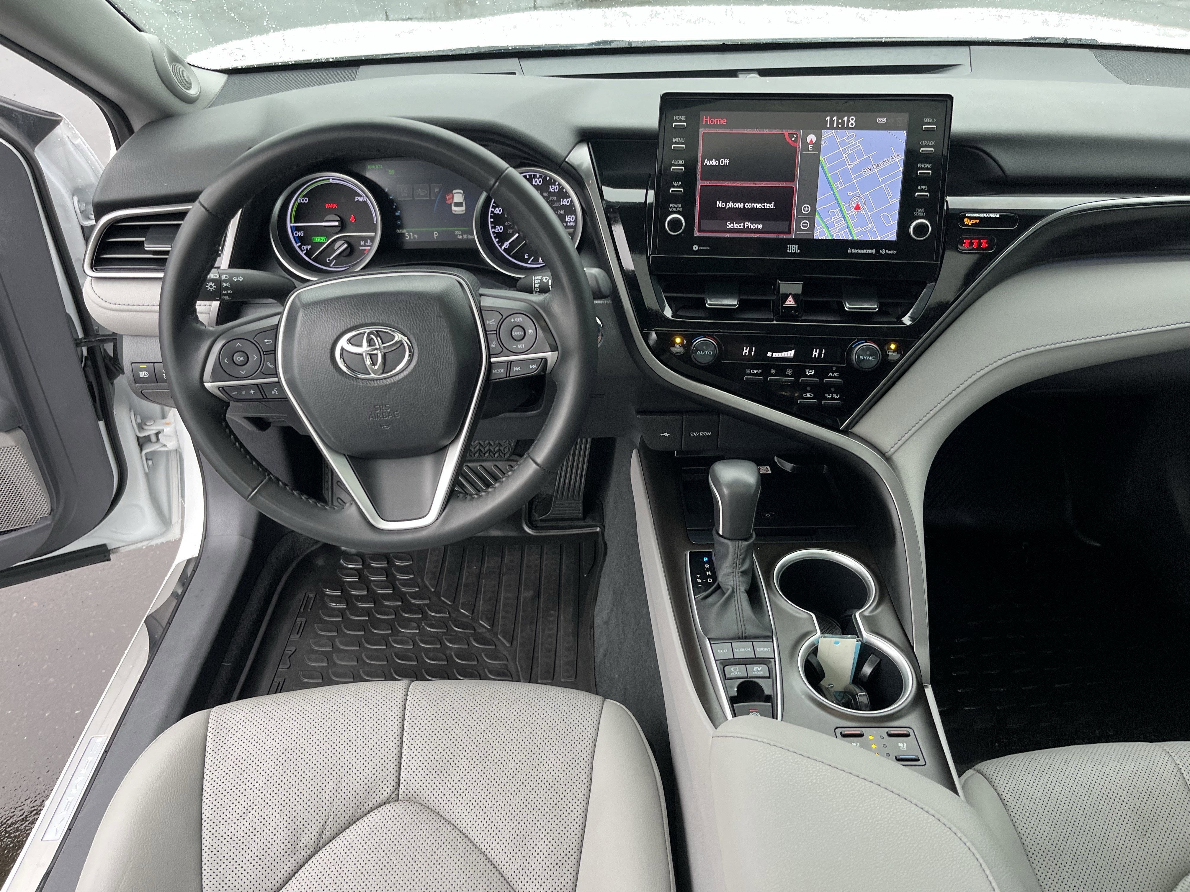 2023 Toyota Camry Hybrid XLE