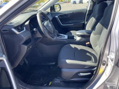 2023 Toyota RAV4 Hybrid LE