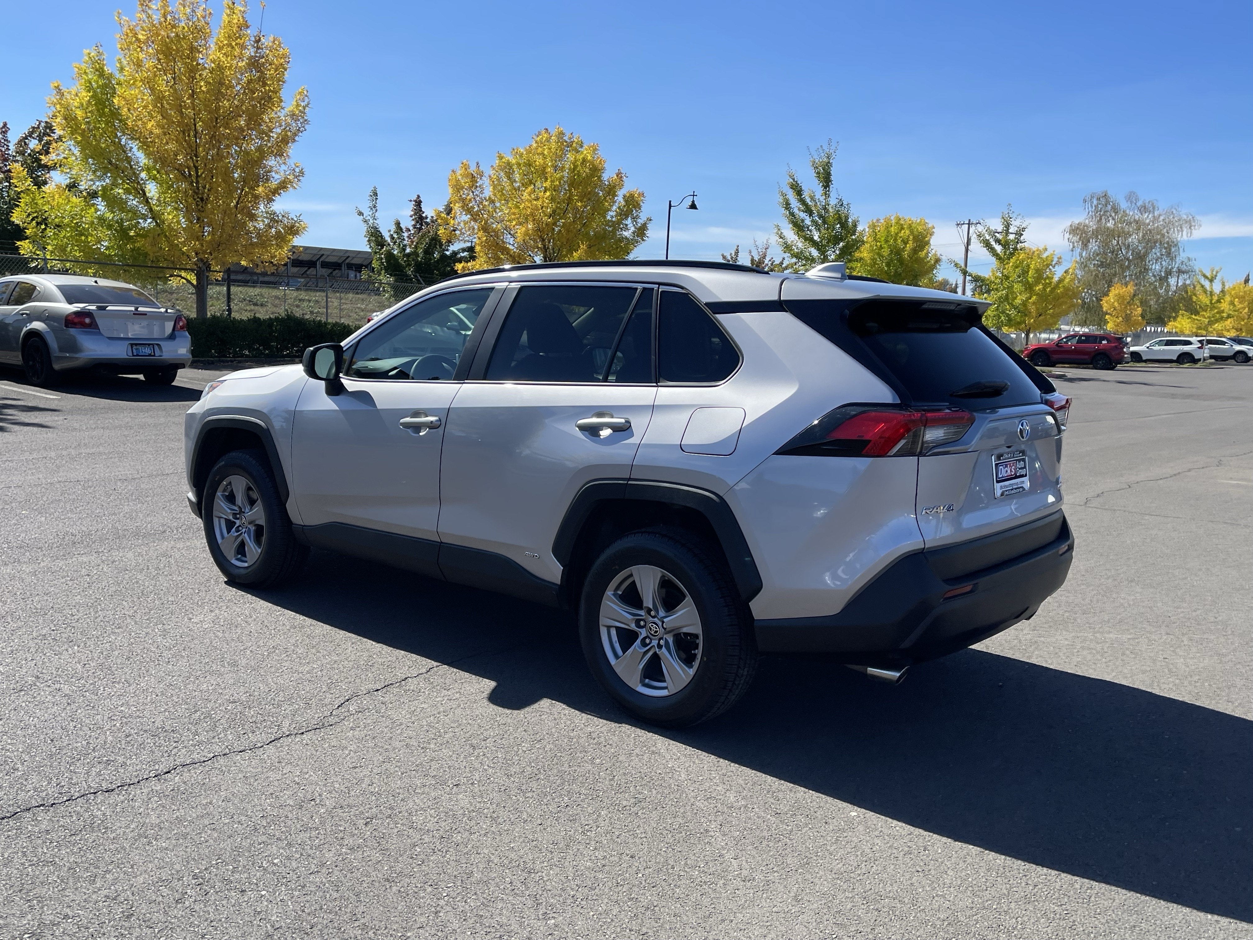 2023 Toyota RAV4 Hybrid LE