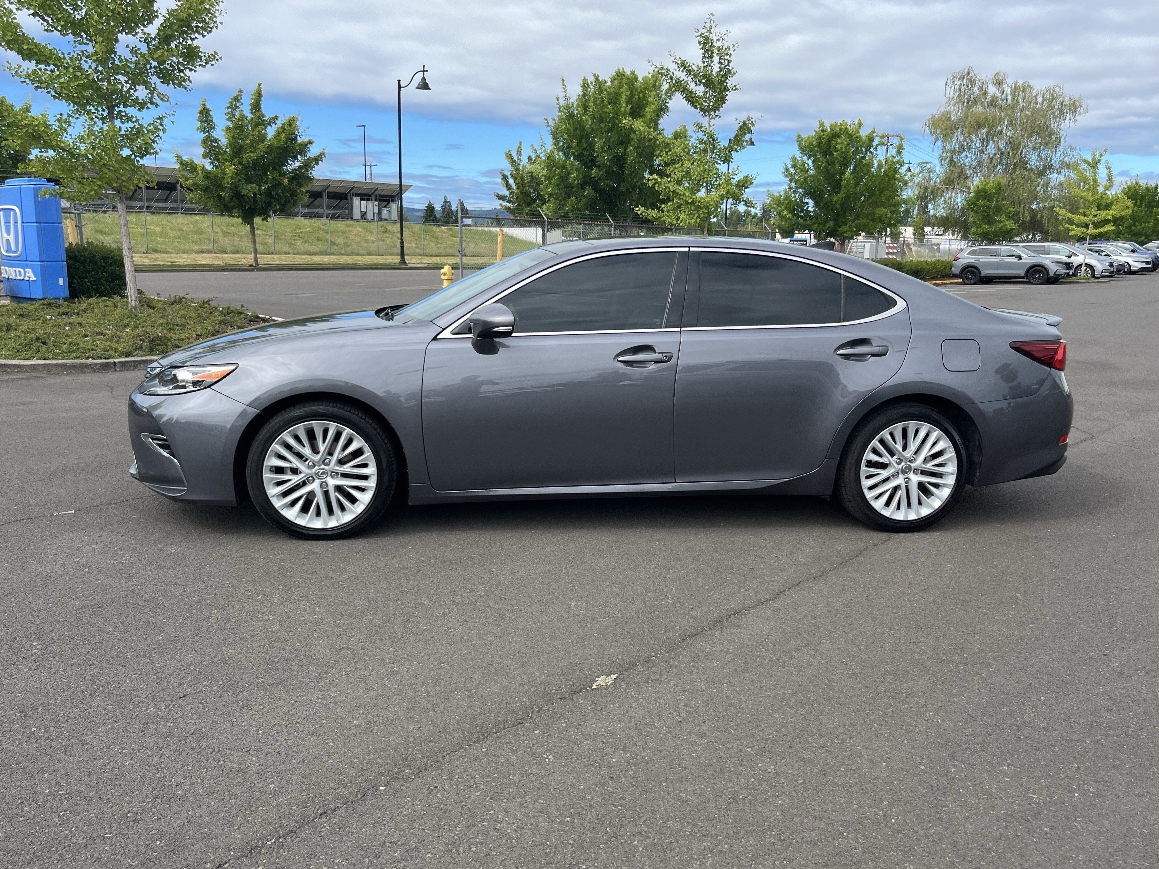2016 Lexus ES 350 350