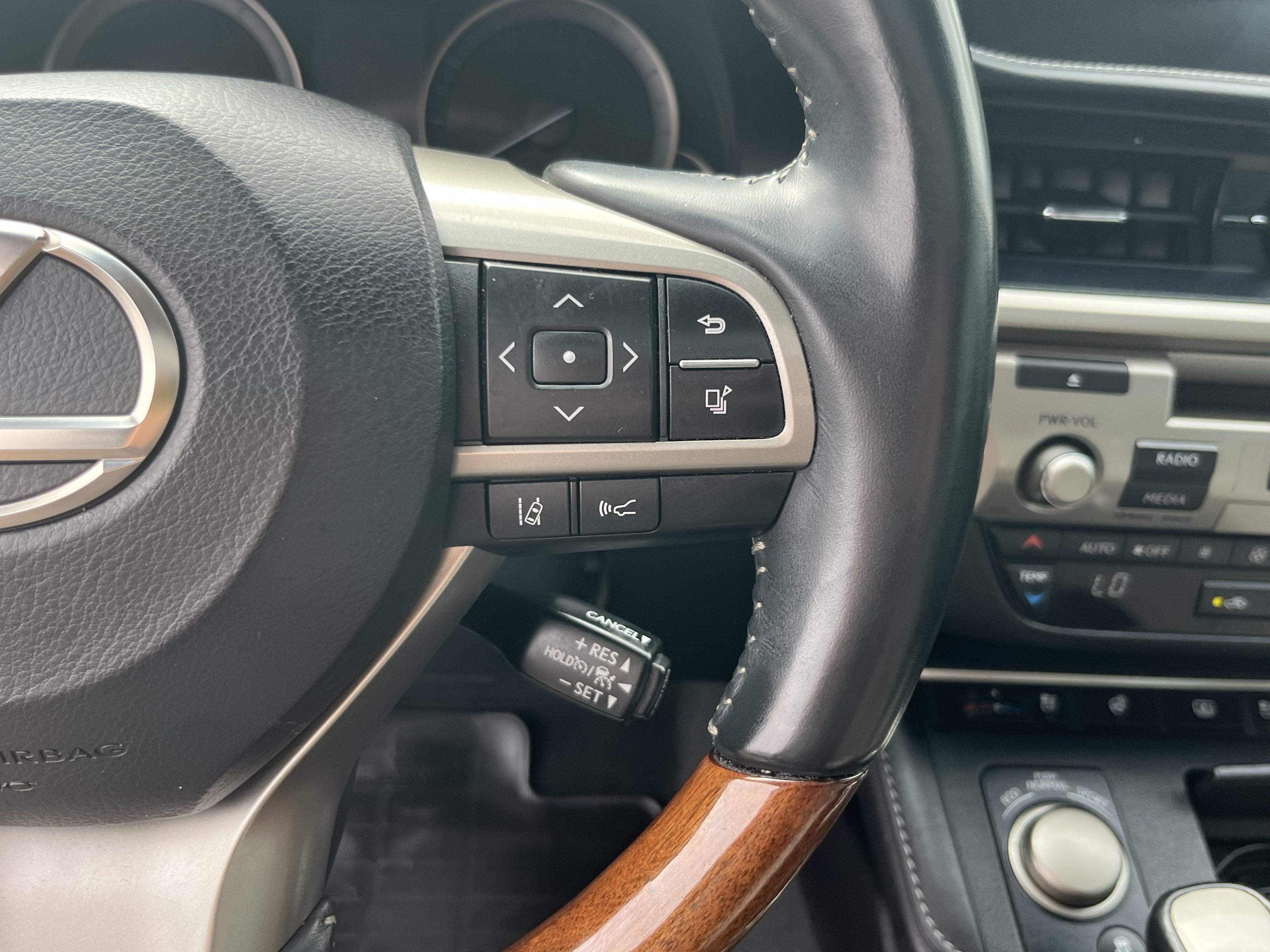 2016 Lexus ES 350 350