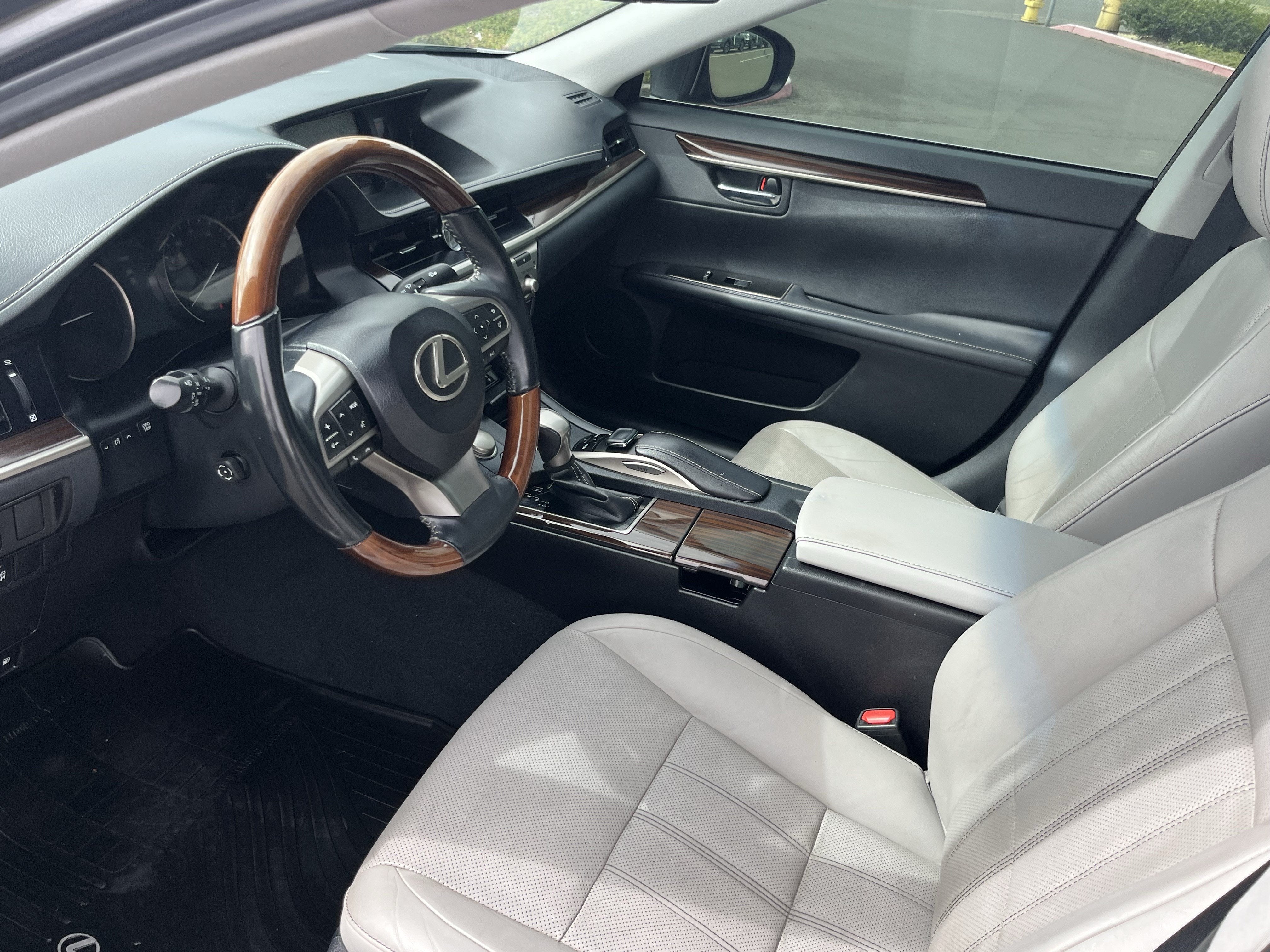 2016 Lexus ES 350 350