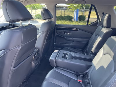 2023 Honda Pilot Touring