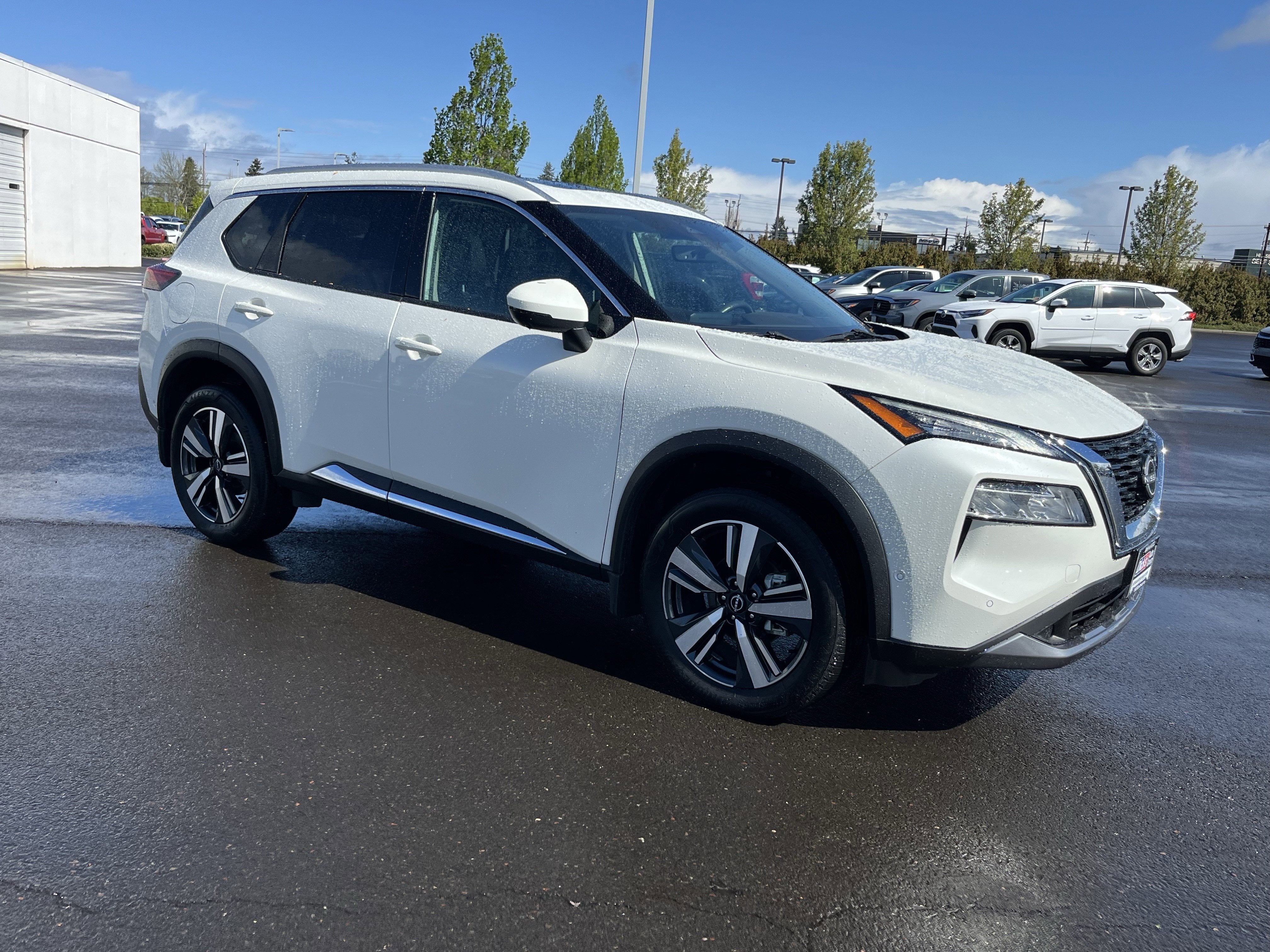 2023 Nissan Rogue SL