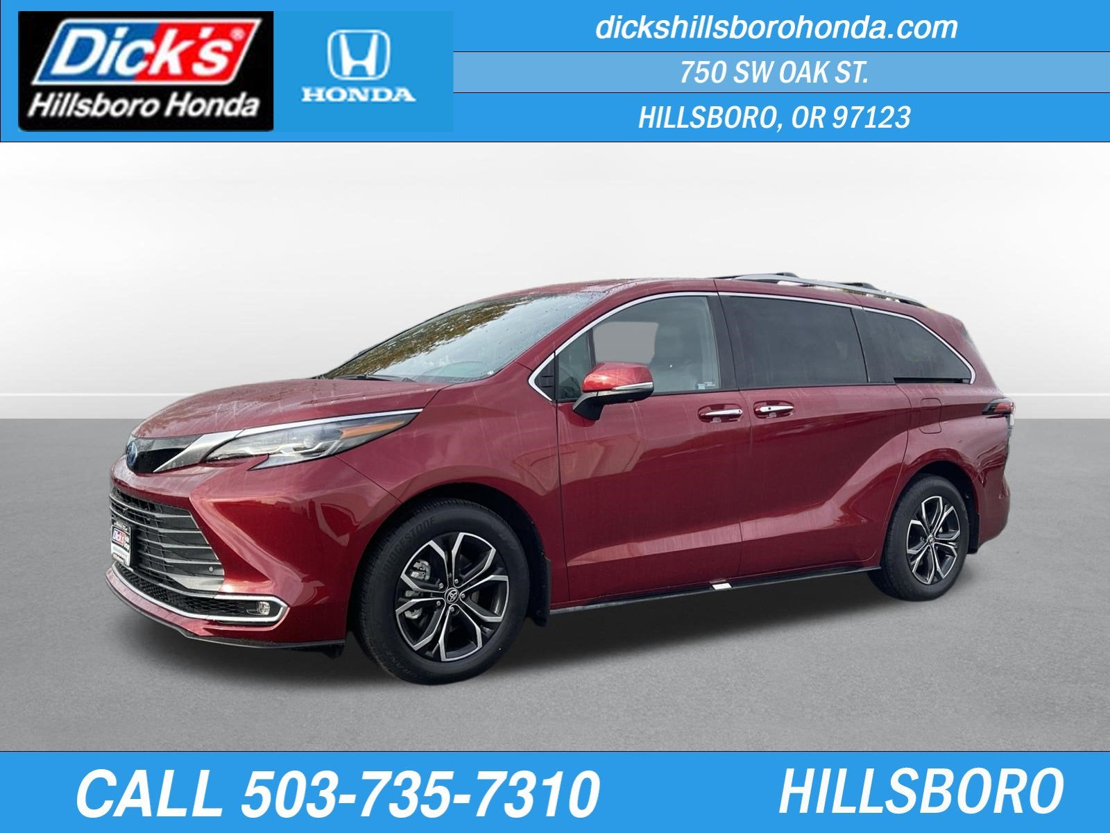 2025 Toyota Sienna Platinum