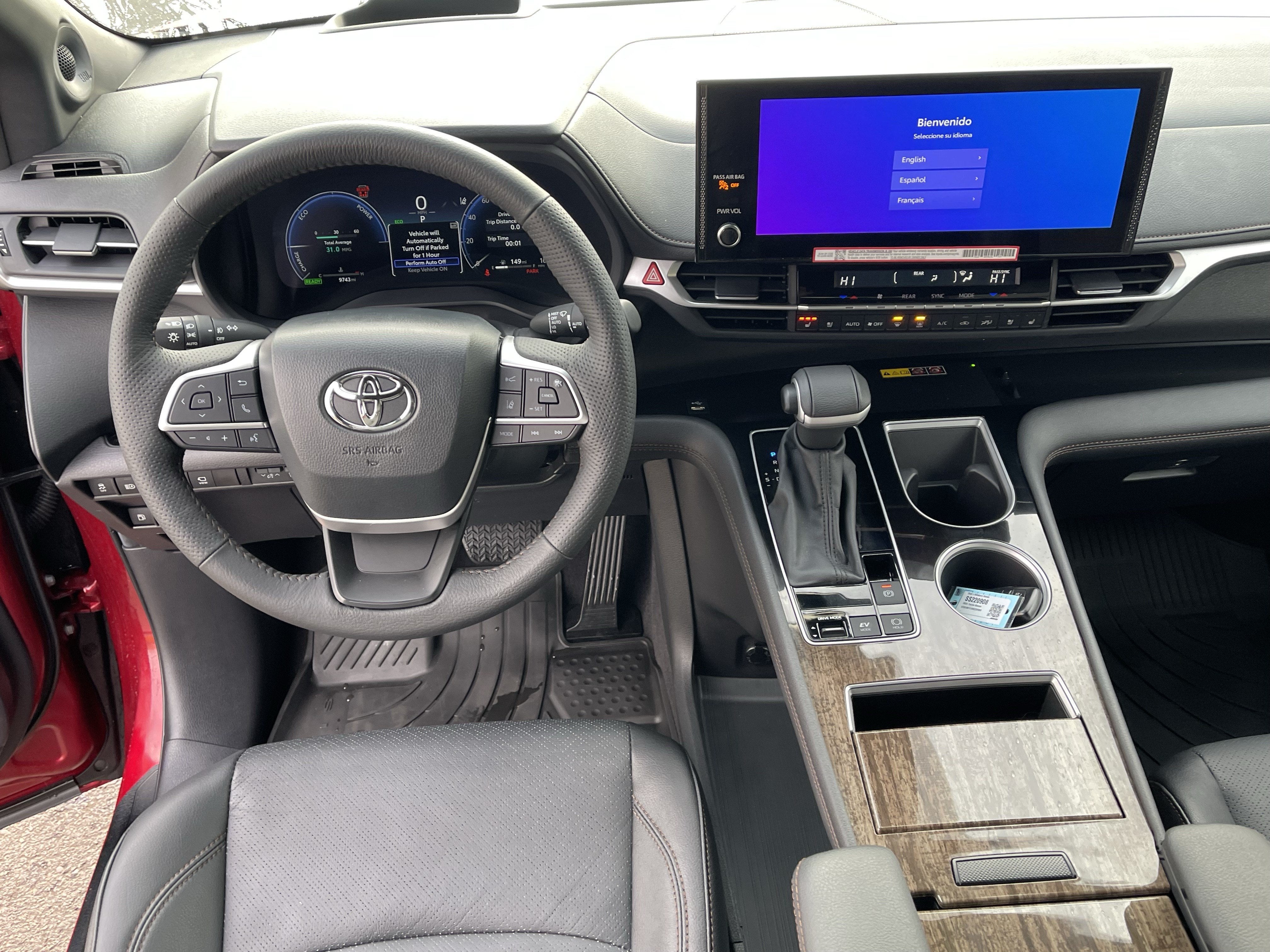2025 Toyota Sienna Platinum