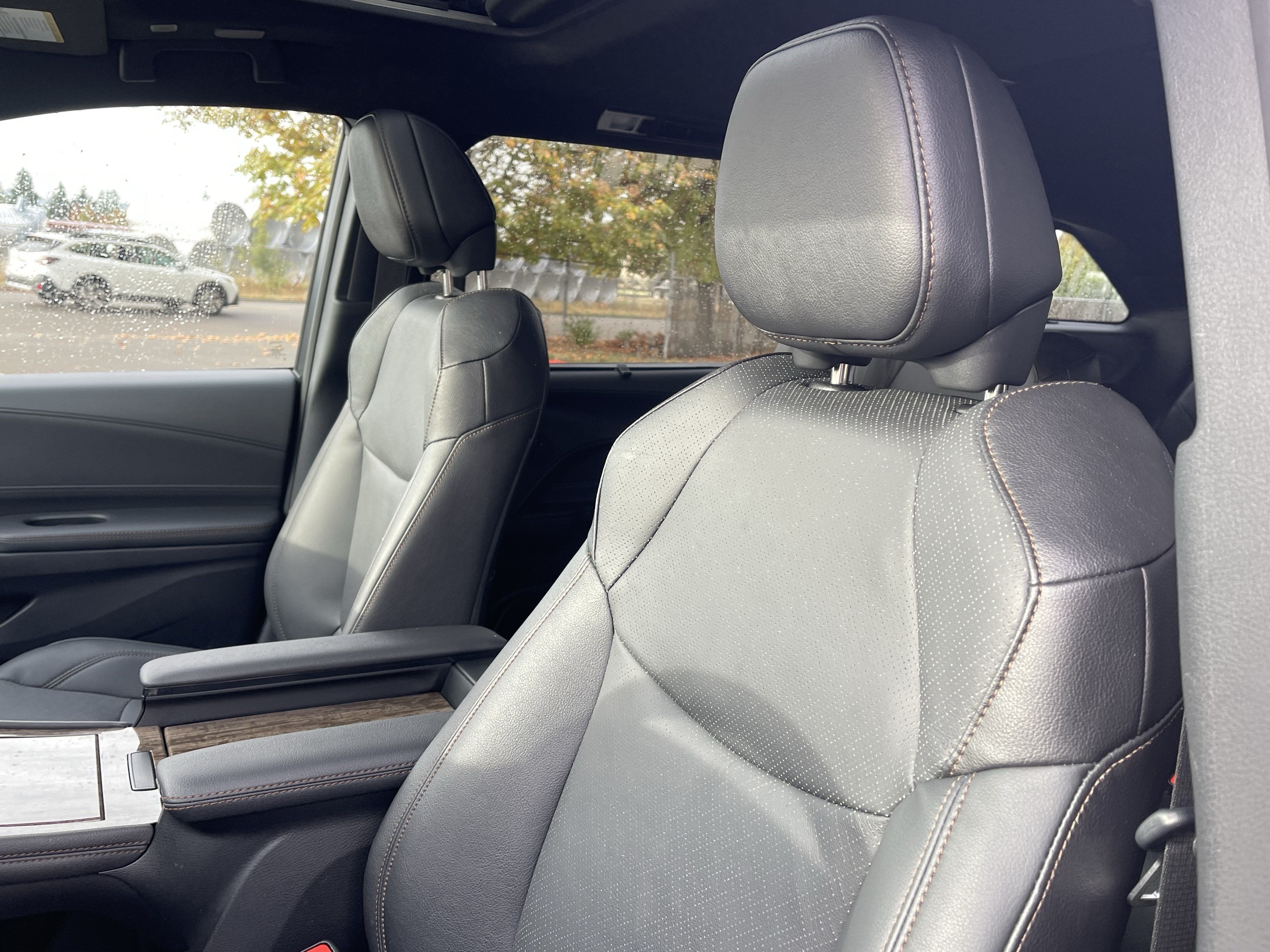 2025 Toyota Sienna Platinum
