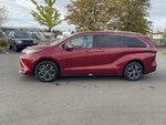 2025 Toyota Sienna Platinum