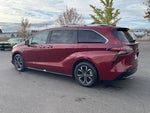 2025 Toyota Sienna Platinum