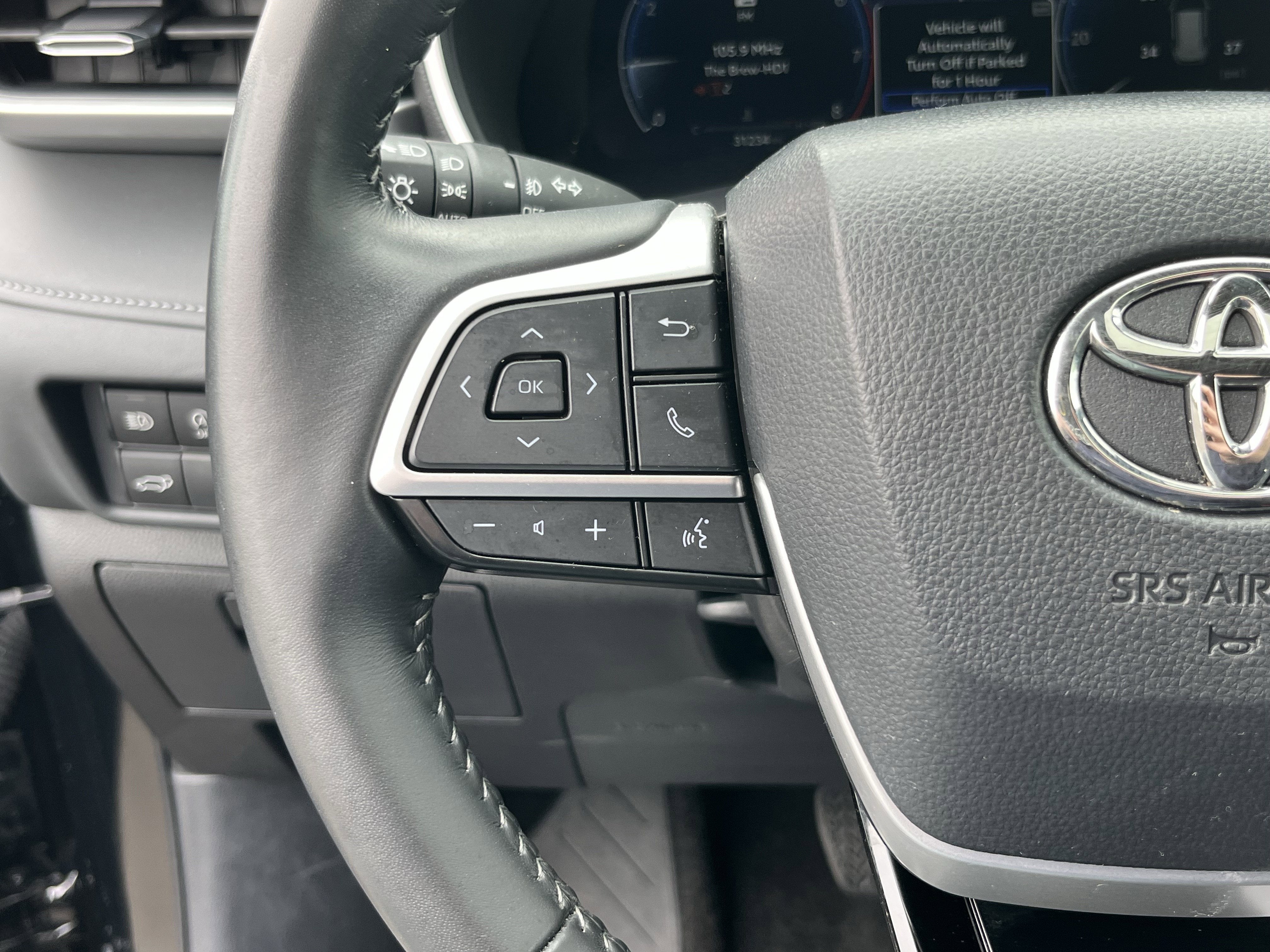 2025 Toyota Highlander LE