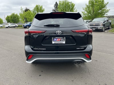2025 Toyota Highlander LE