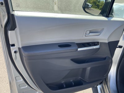 2022 Toyota Sienna LE