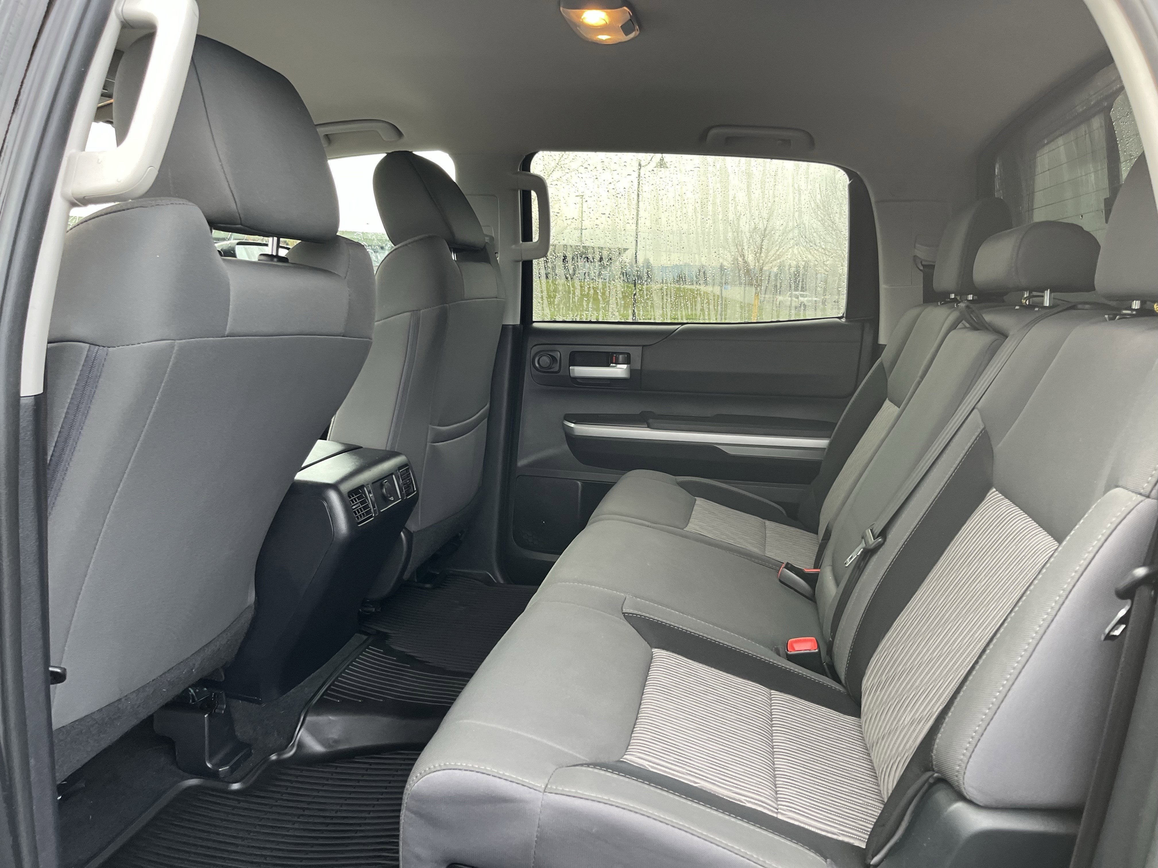 2017 Toyota Tundra SR5